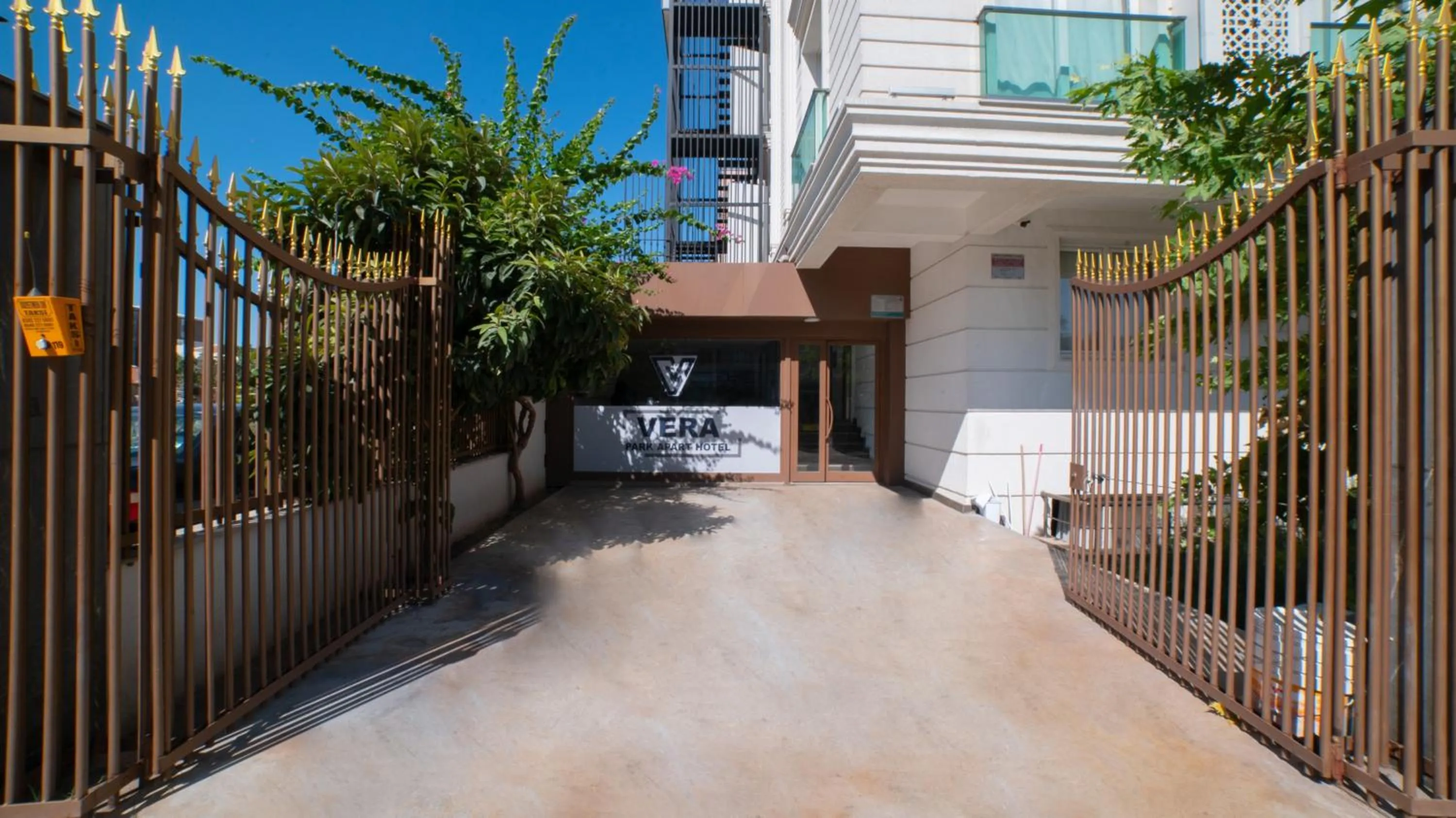 Vera Park Premium Apart Hotel