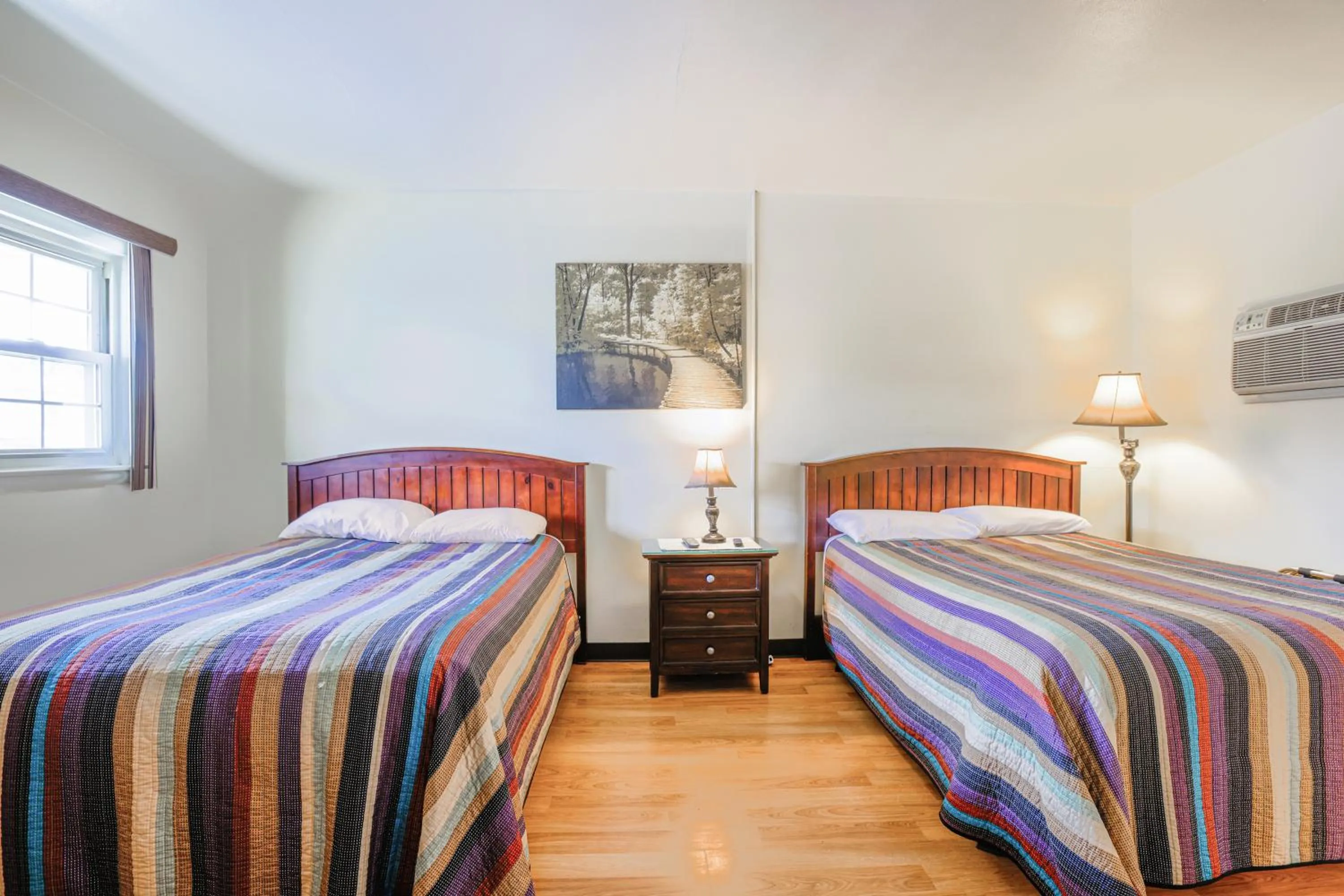 Bedroom, Bed in Cadiz Motel by OYO on route 250