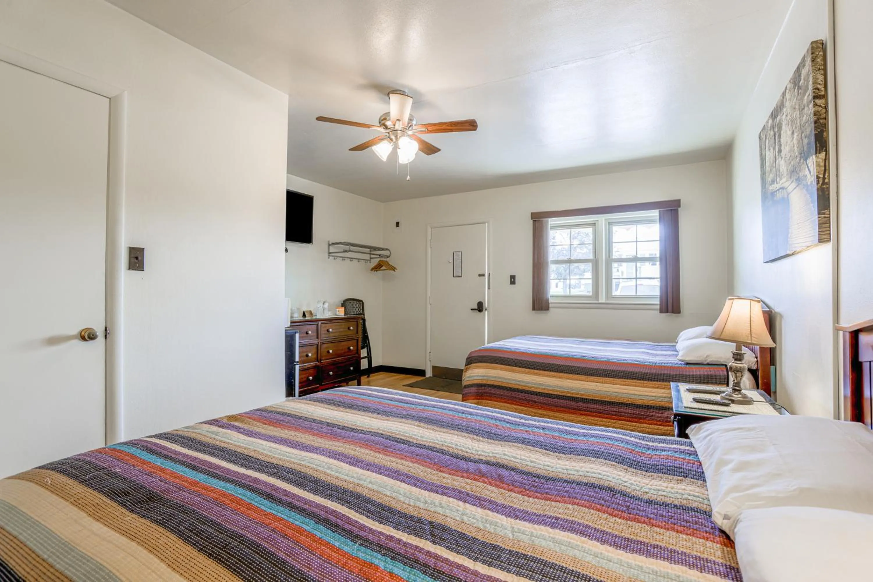 Bedroom, Bed in Cadiz Motel by OYO on route 250