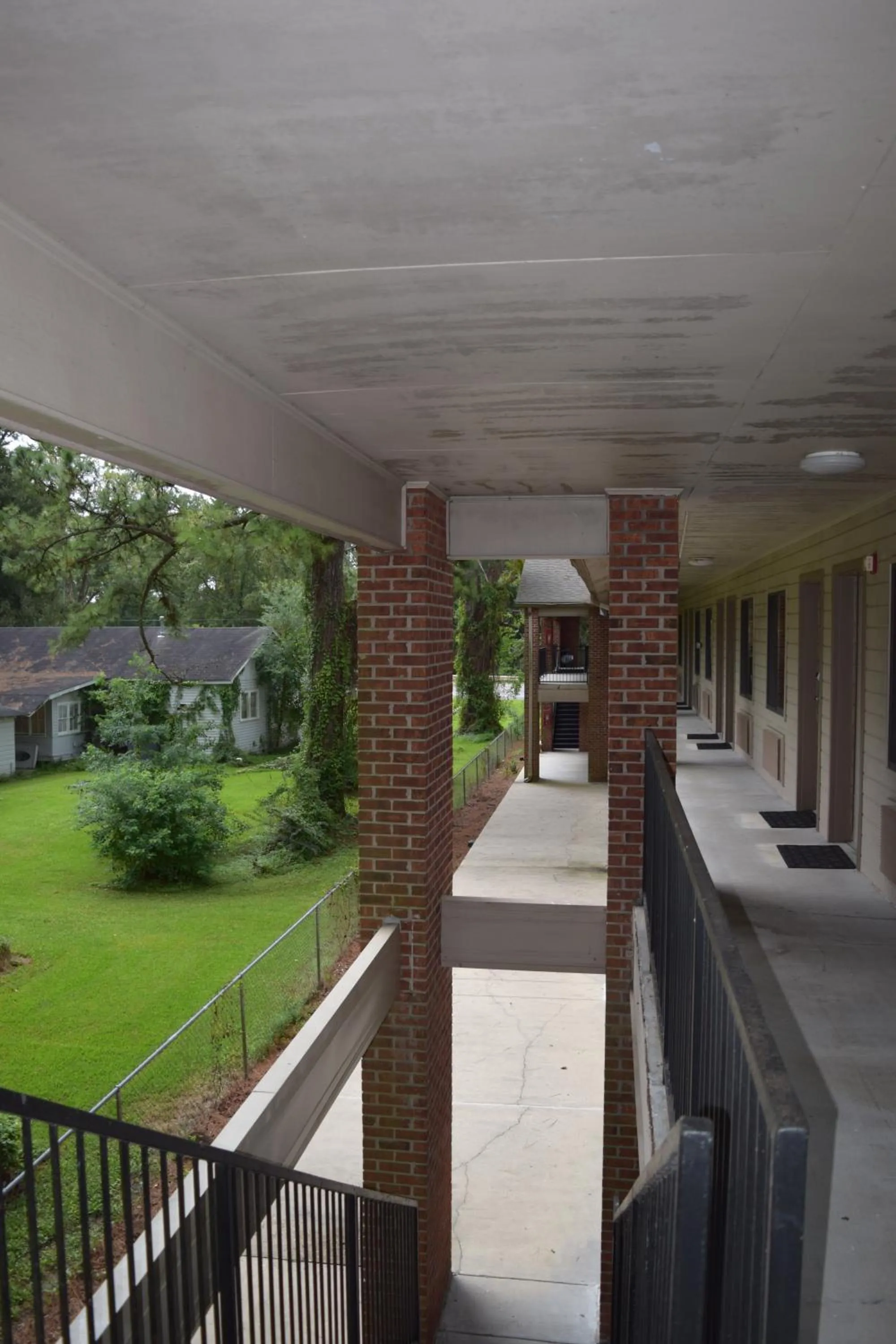 Lobby or reception in Value Inn - Livonia