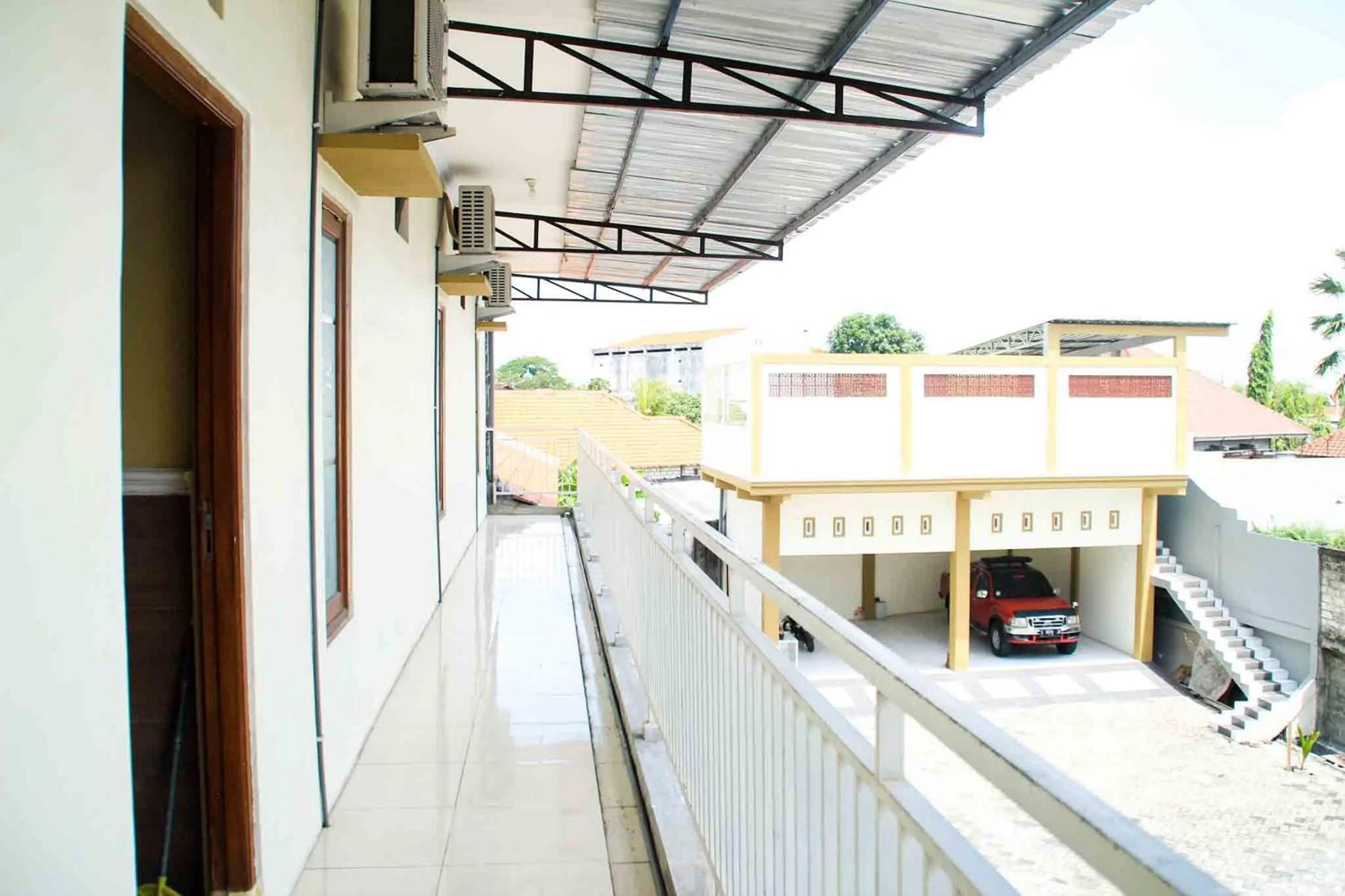 Balcony/Terrace in Puri Karomah Syariah RedPartner