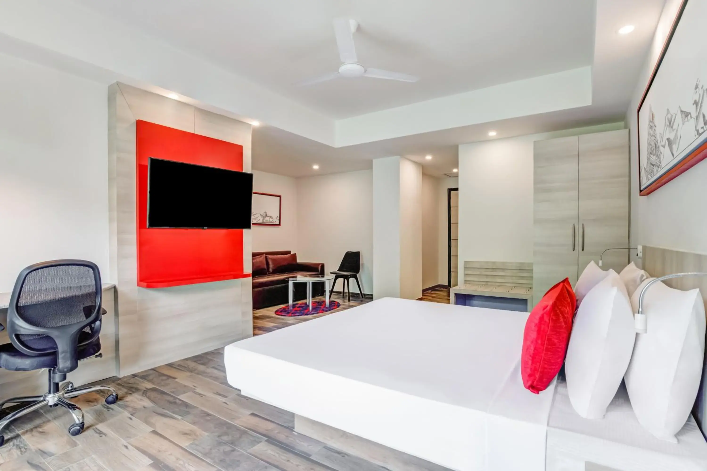 Deluxe Suite - single occupancy in Red Fox by Lemon Tree Hotels, Neelkanth Deluxe Suite - single occupancy in Red Fox by Lemon Tree Hotels, Neelkanth