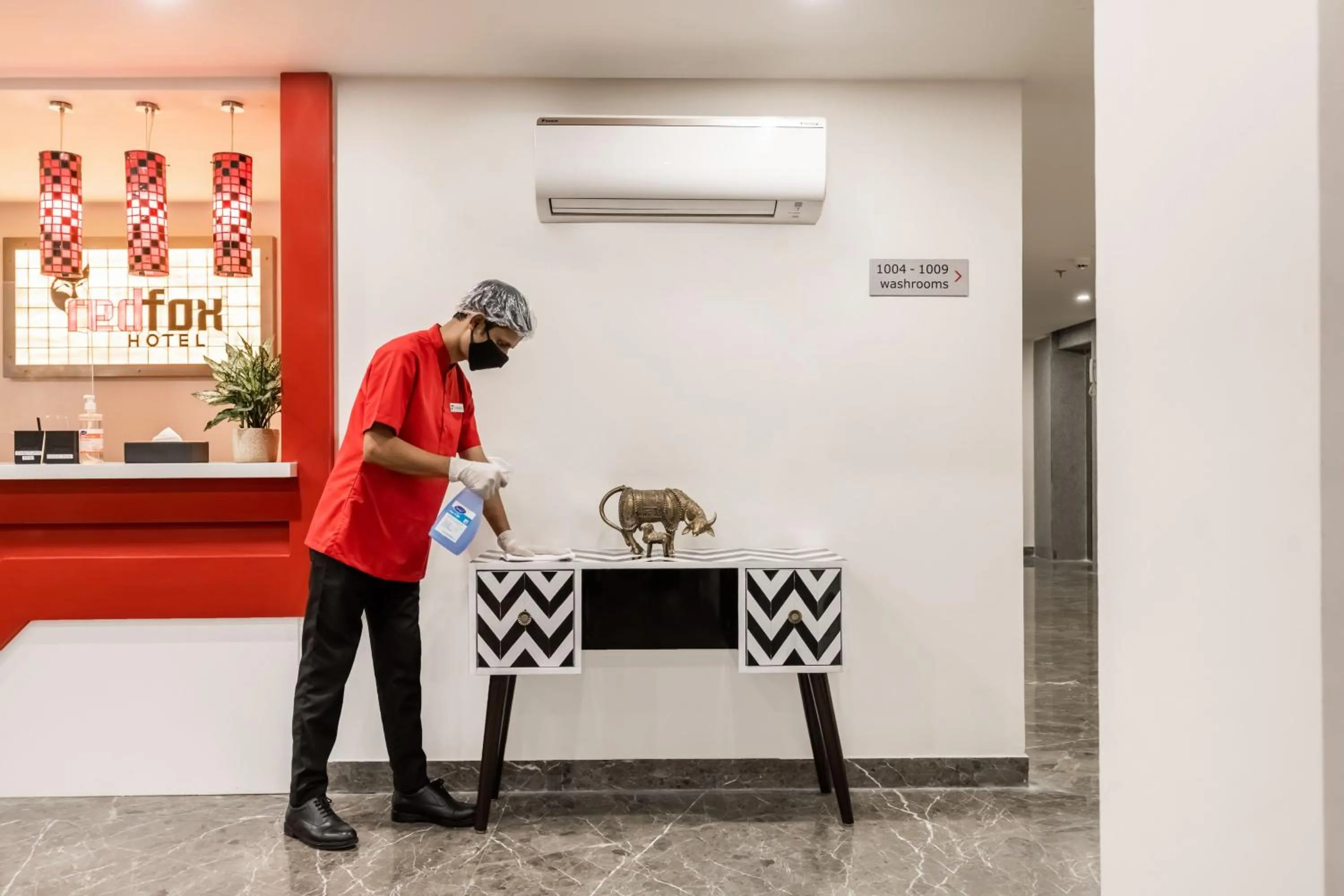 Property building in Red Fox by Lemon Tree Hotels, Neelkanth