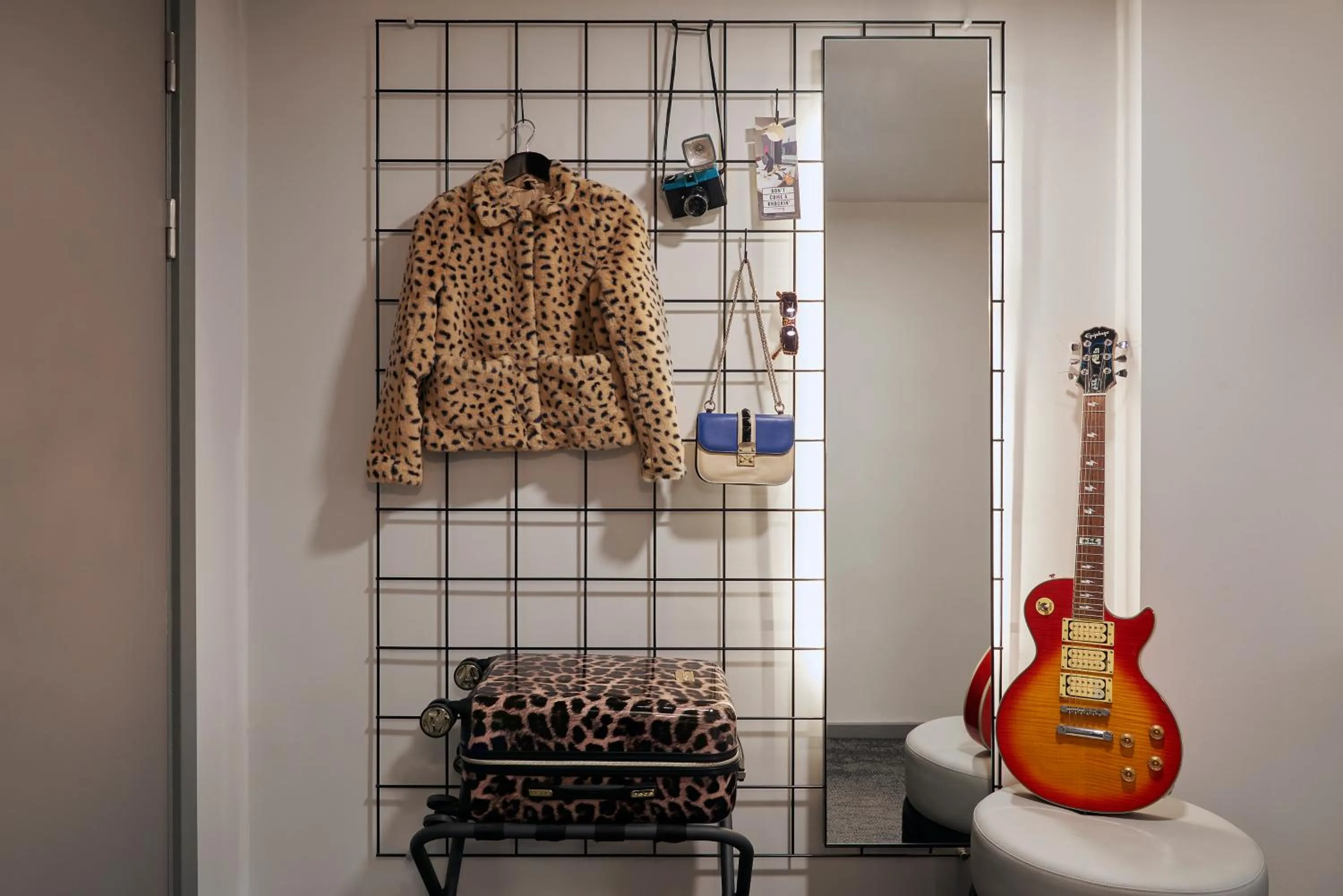 wardrobe in Moxy Manchester City