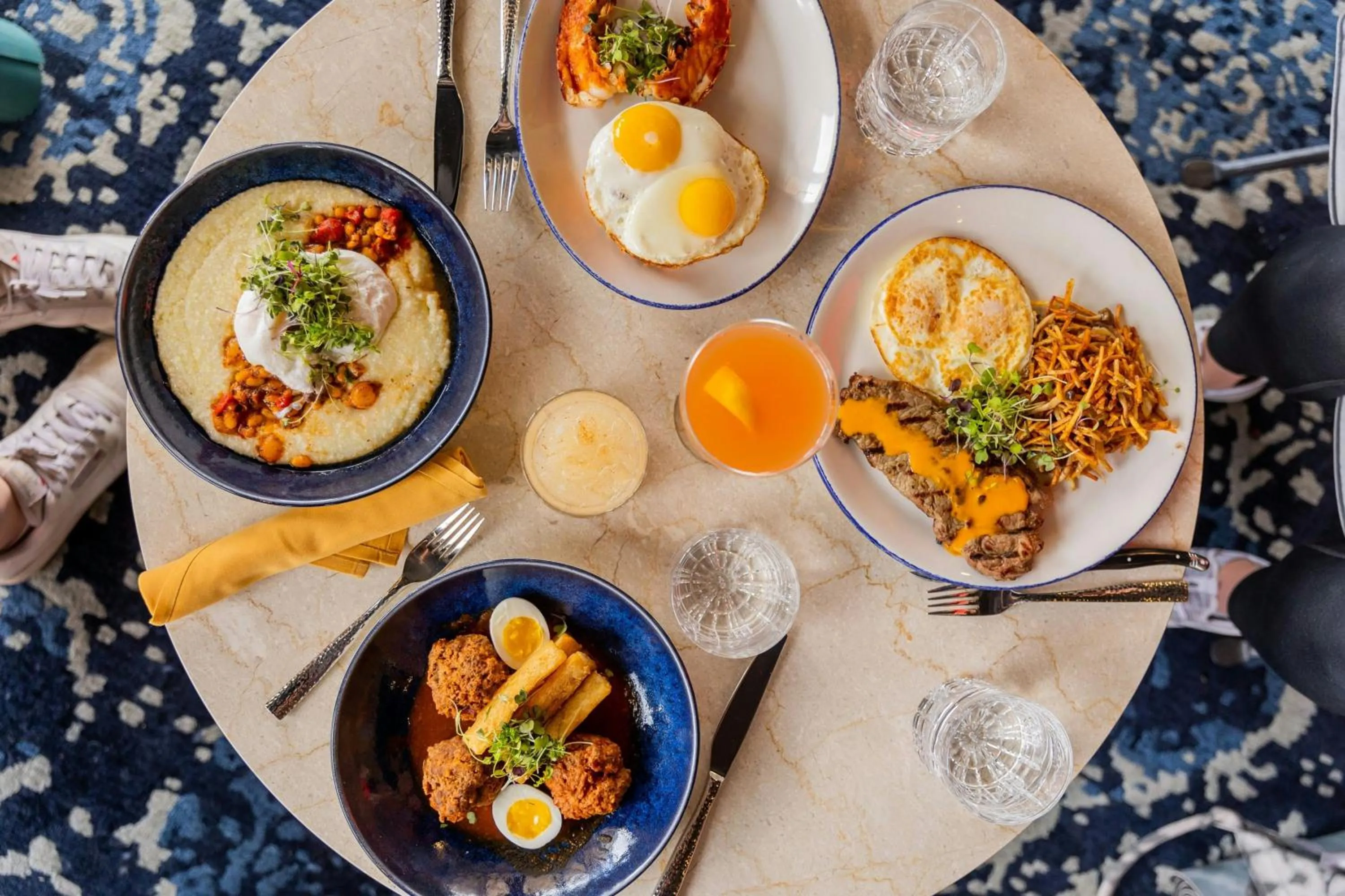 Restaurant/places to eat in Aloft Providence Downtown