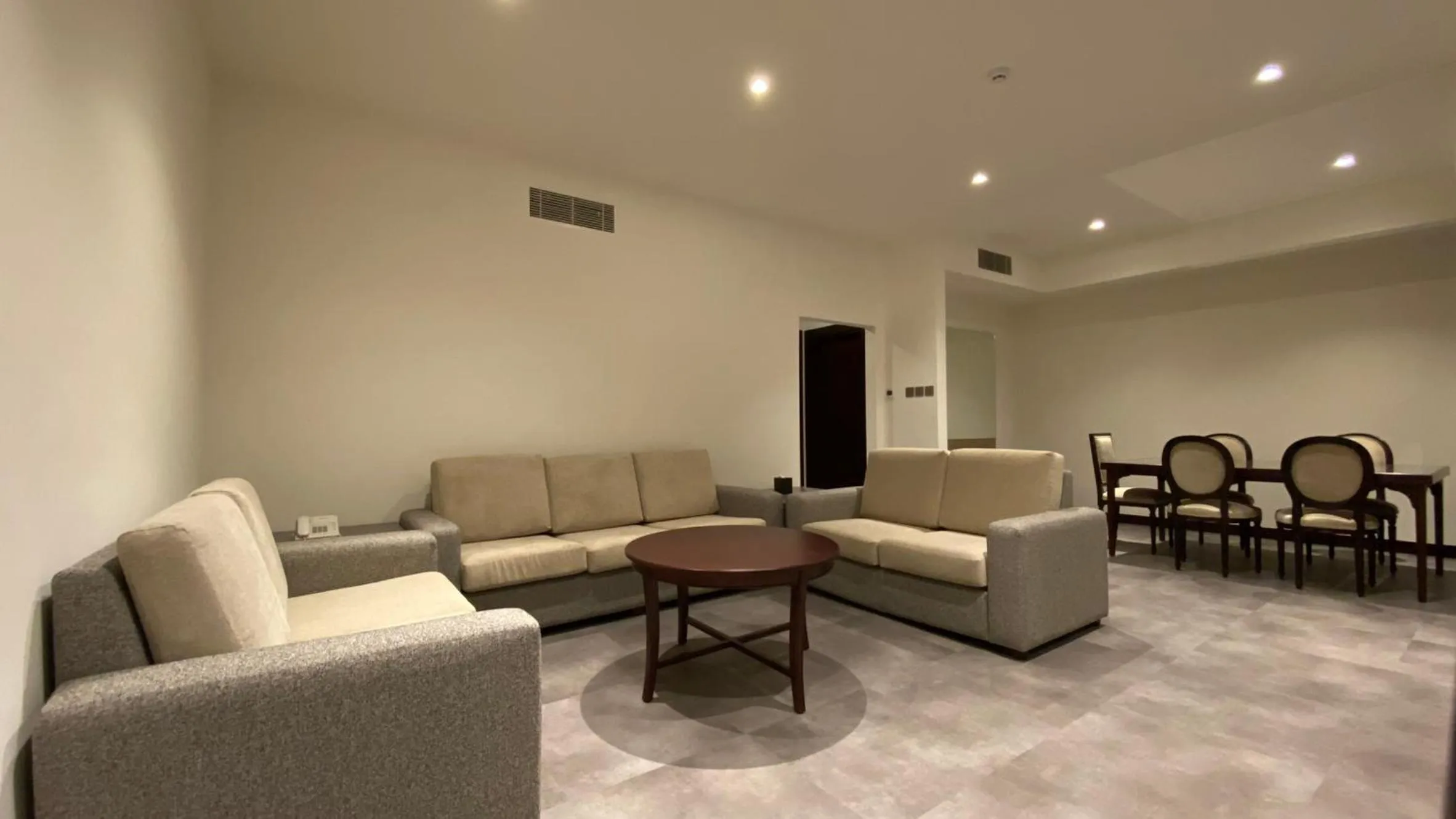 Living room in SITARA HOTEL APARTMENT