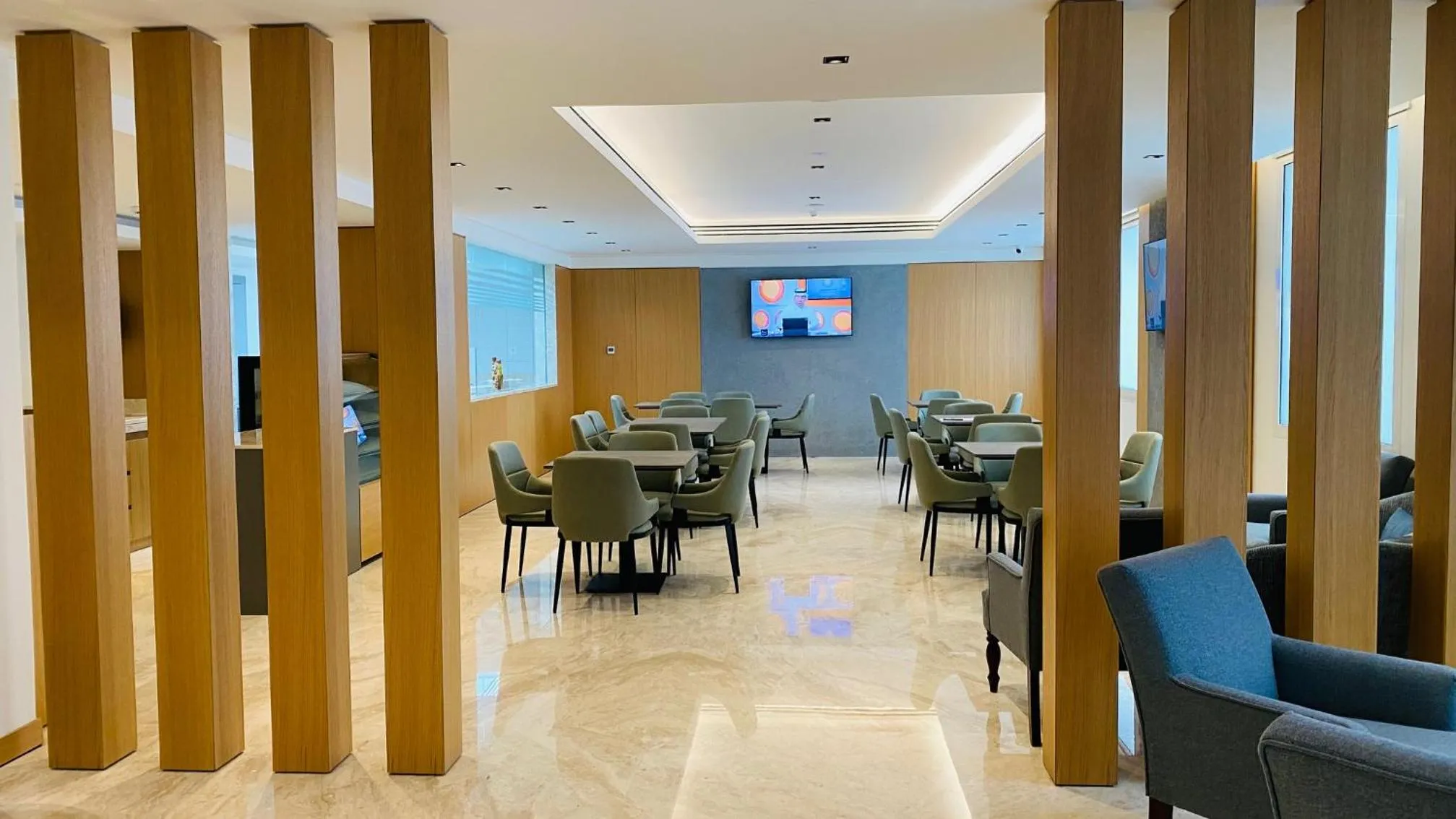 Restaurant/places to eat in SITARA HOTEL APARTMENT