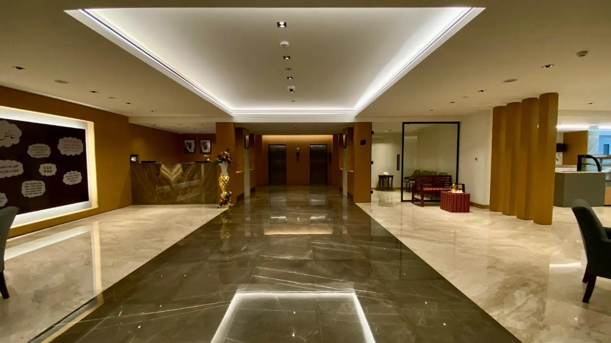 Lobby or reception in SITARA HOTEL APARTMENT