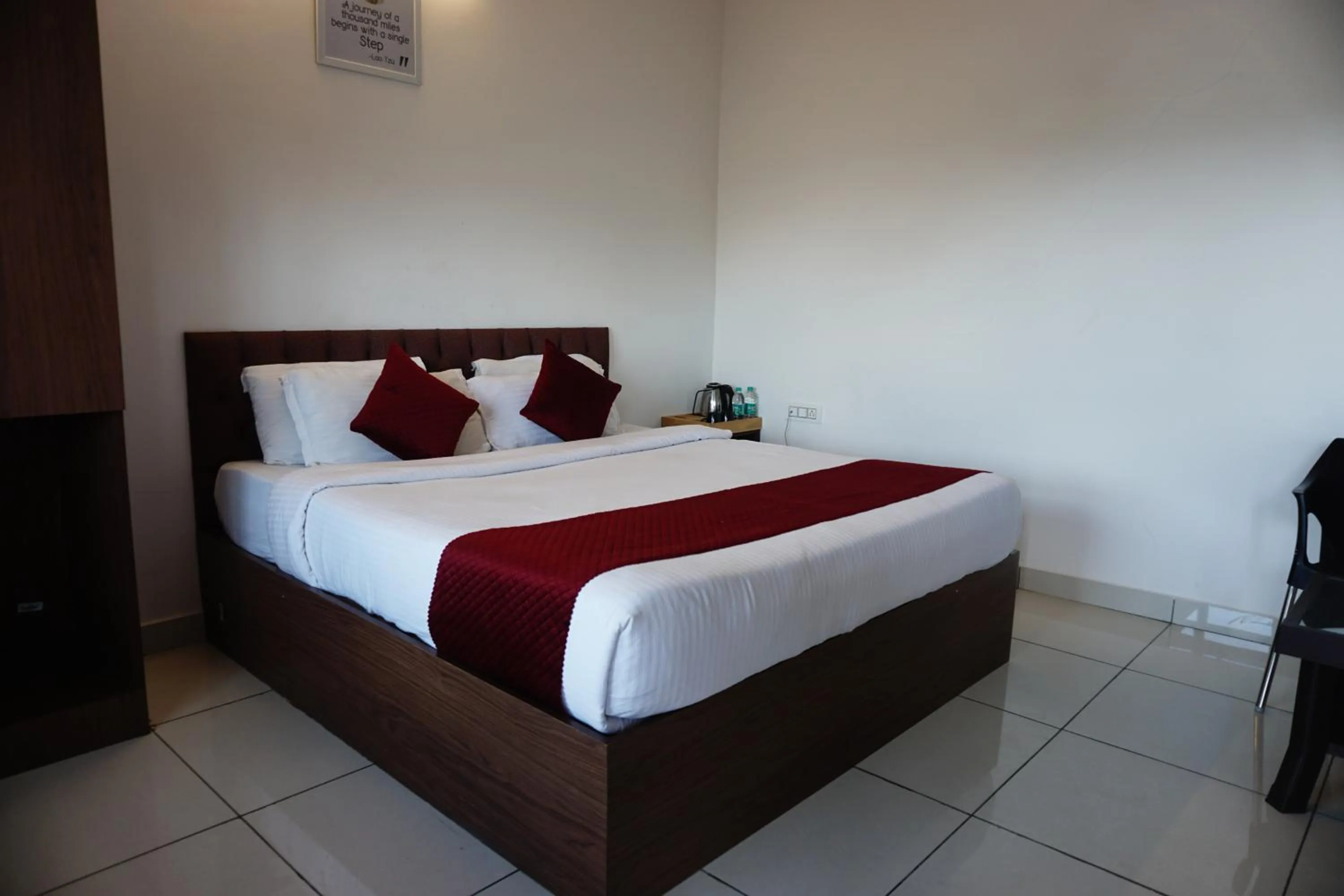 Bedroom, Bed in Vistar Resort & Hotels