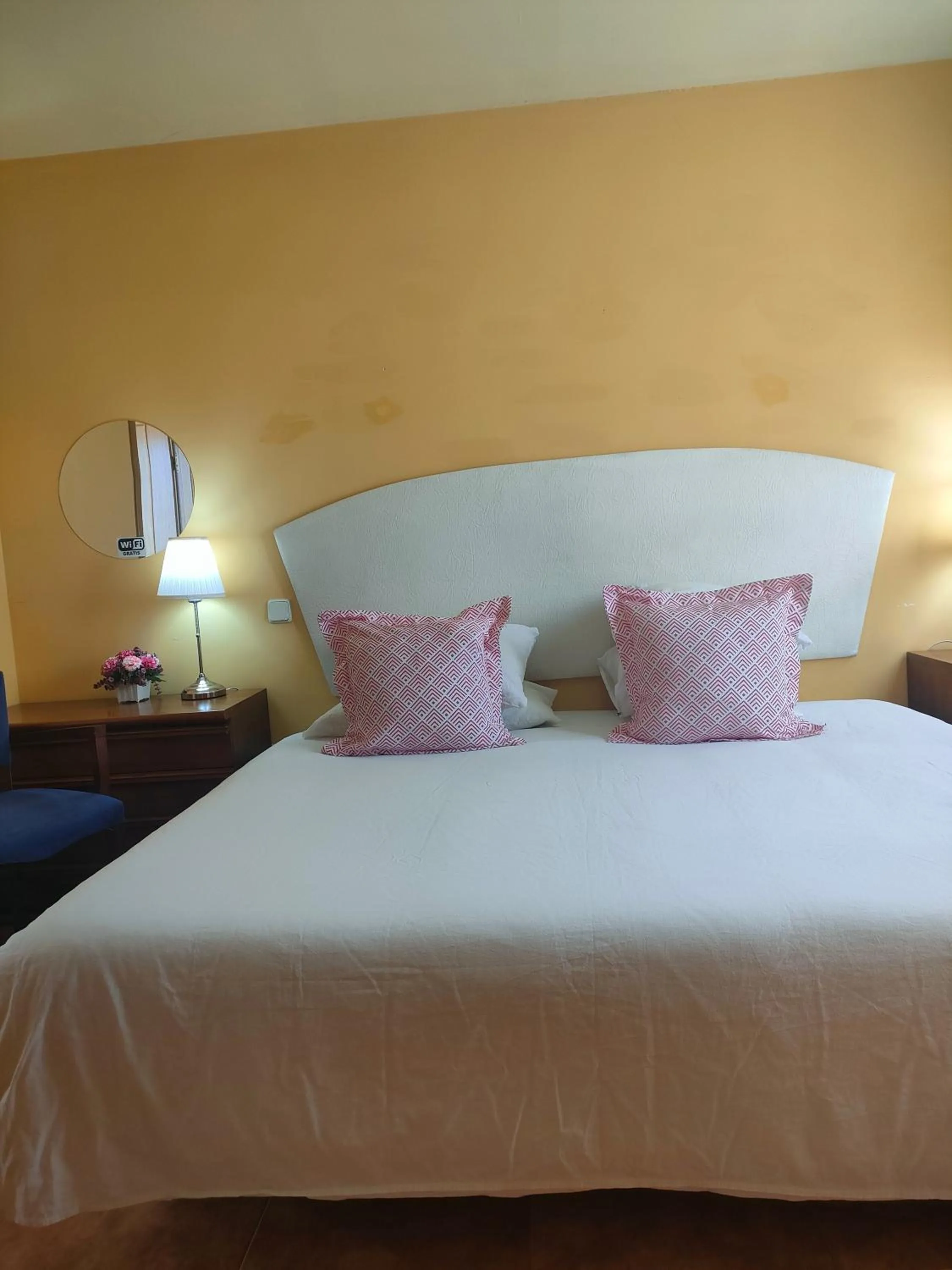 Bed in Hermosa Habitación amplia, fresca y tranquila.