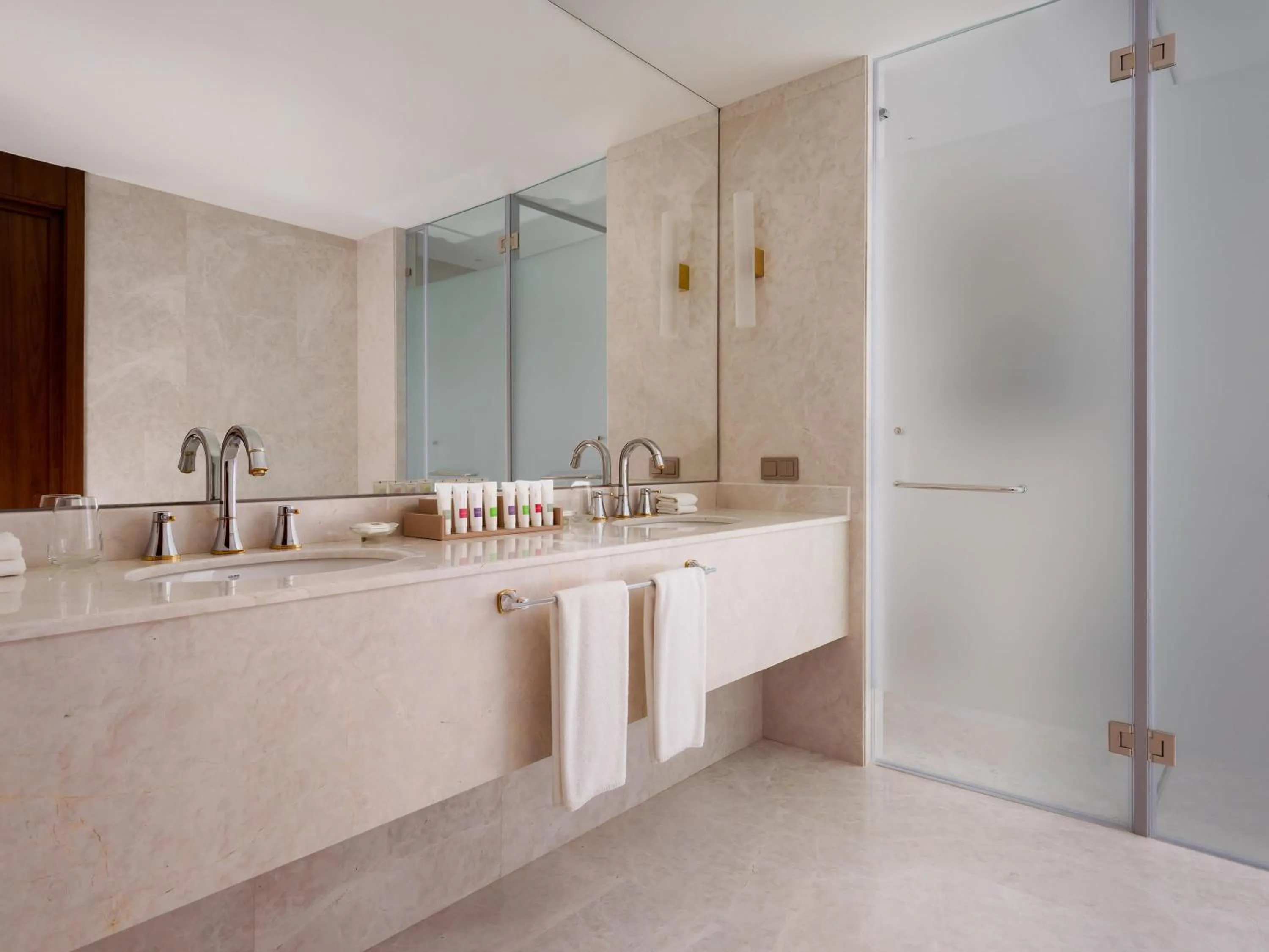 Bedroom in Swissôtel Wellness Resort Alatau Almaty