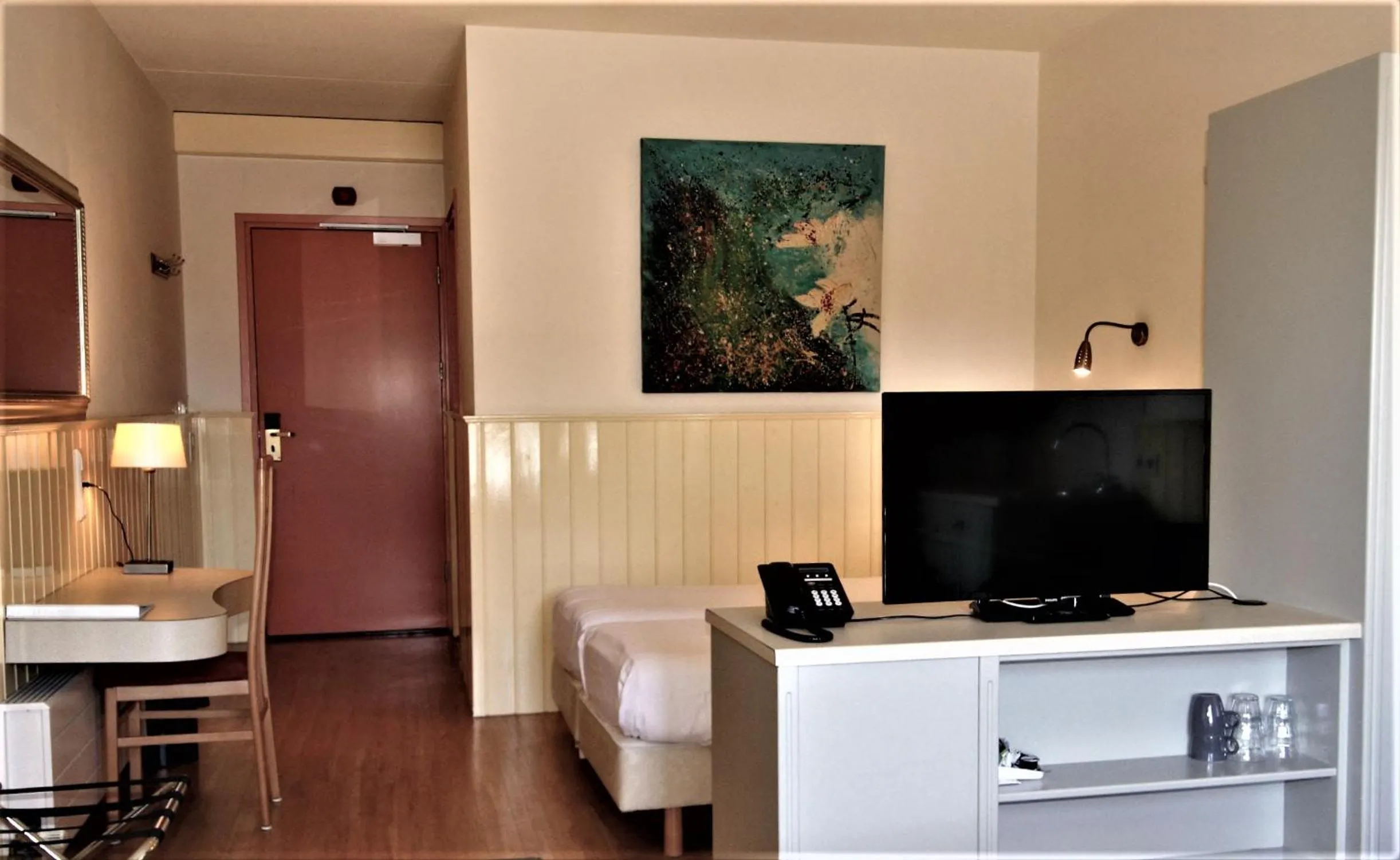 Bed in Jachthaven Hotel Borger