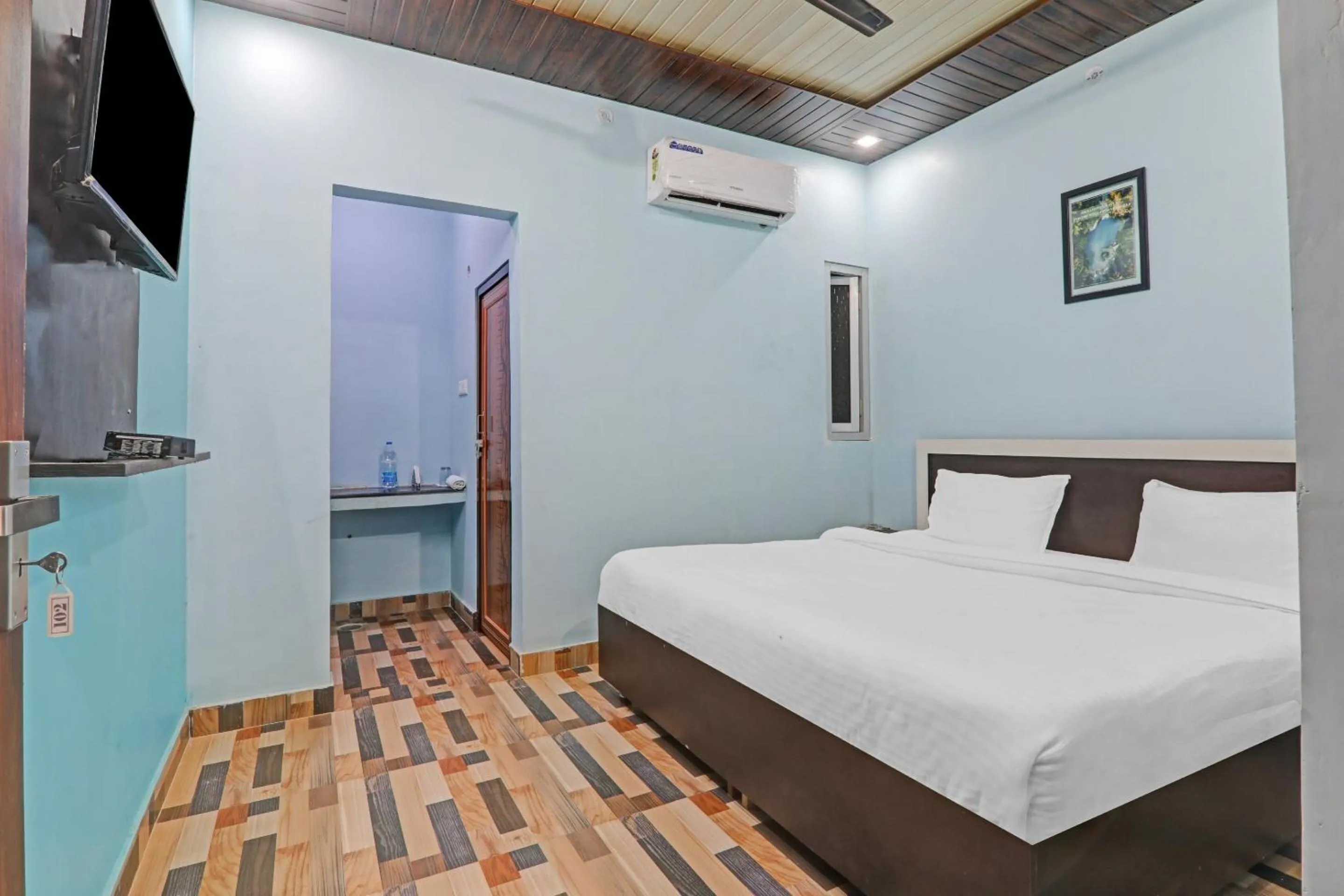 Bedroom, Bed in Hotel O Drip Inn