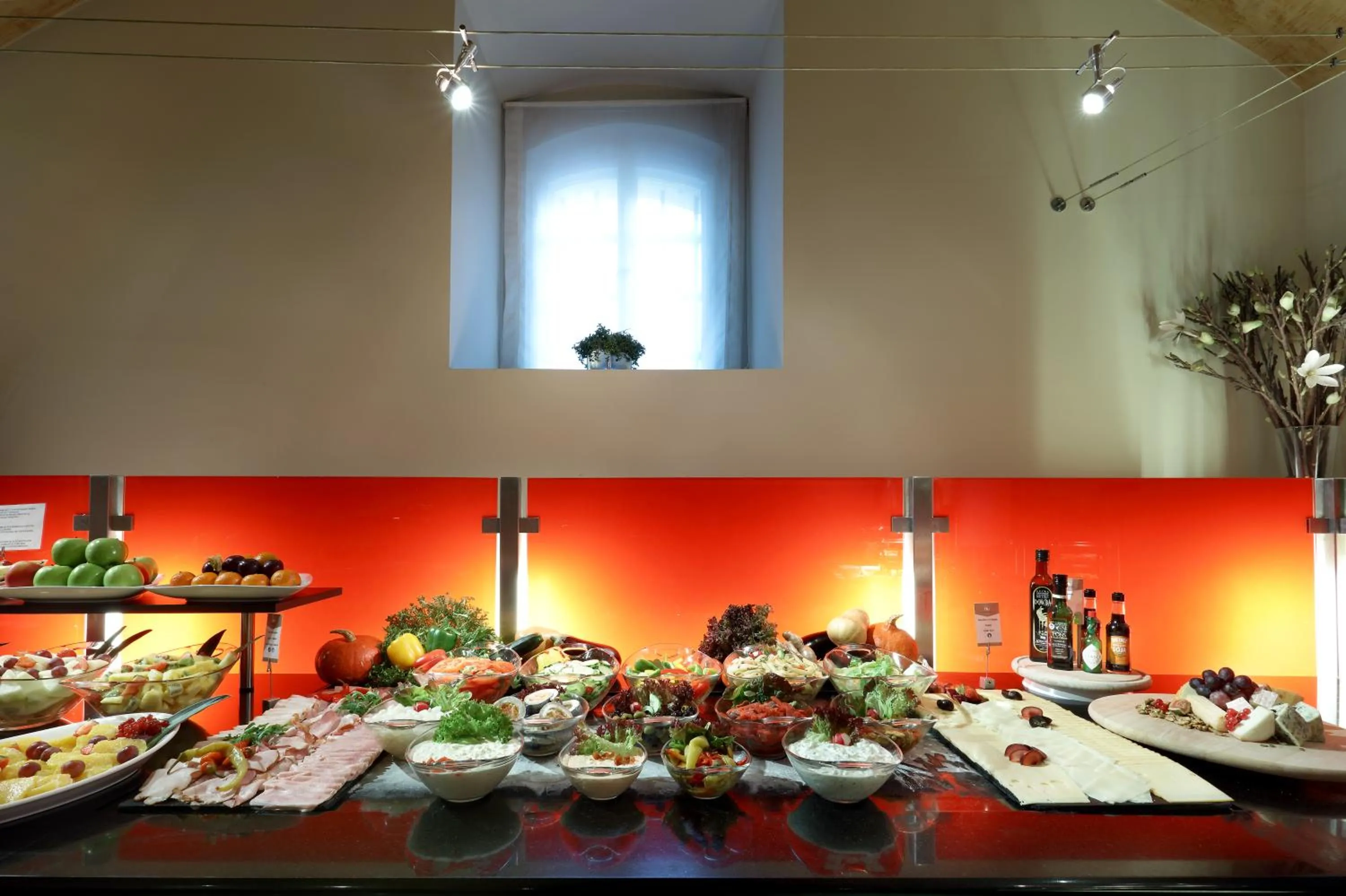 Buffet breakfast in Eurostars Thalia