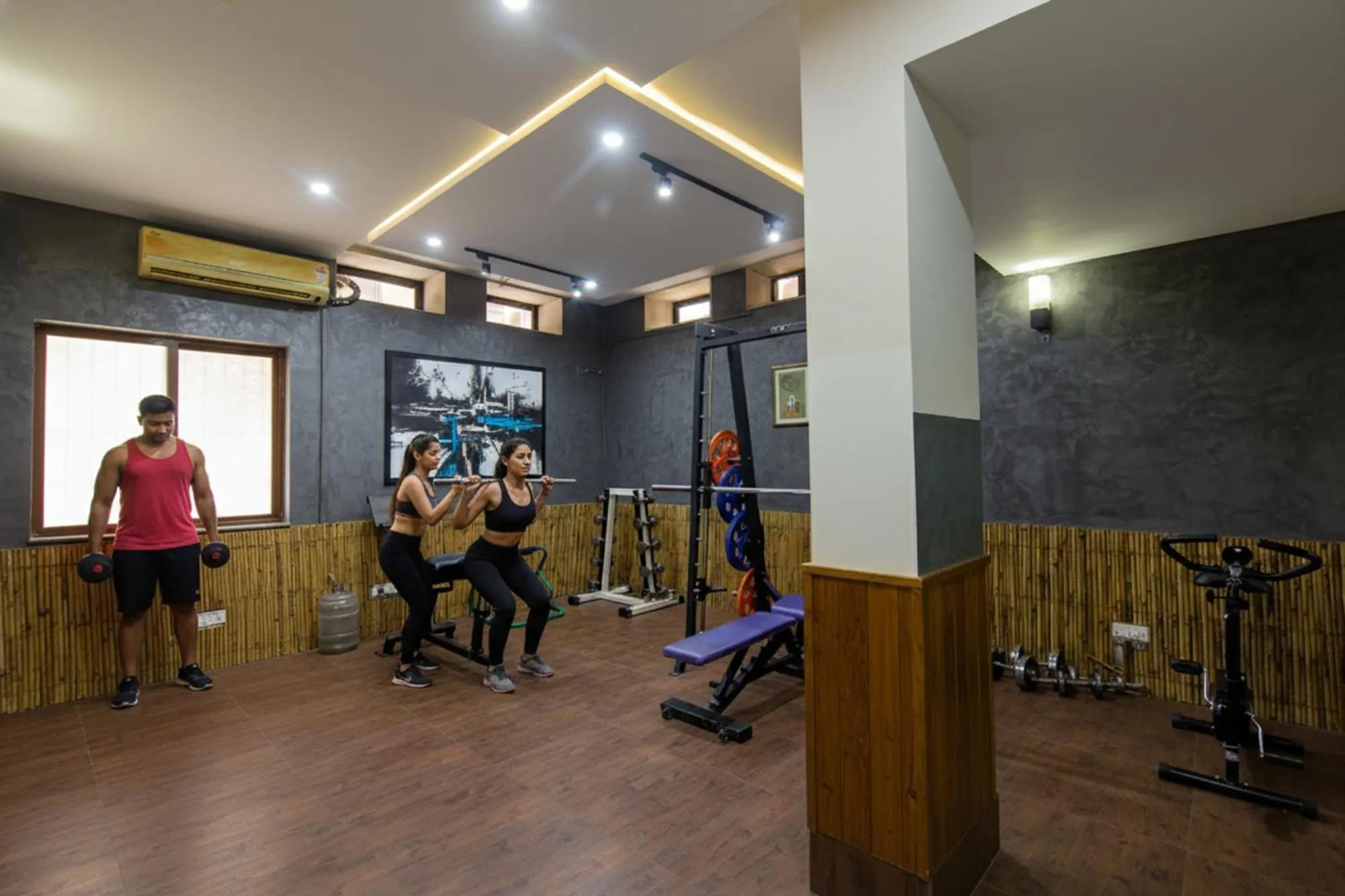 Fitness centre/facilities in FabHotel Phoenix Hospitality Near DLF Cyber Hub & Metro, Gurugram