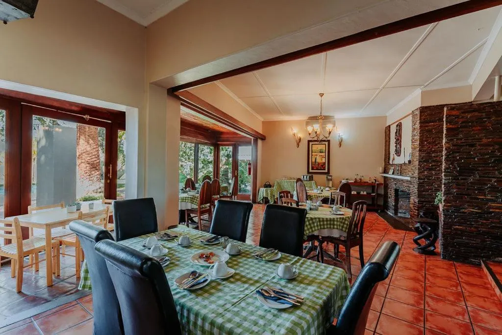 Dining area in Riverbank Lodge