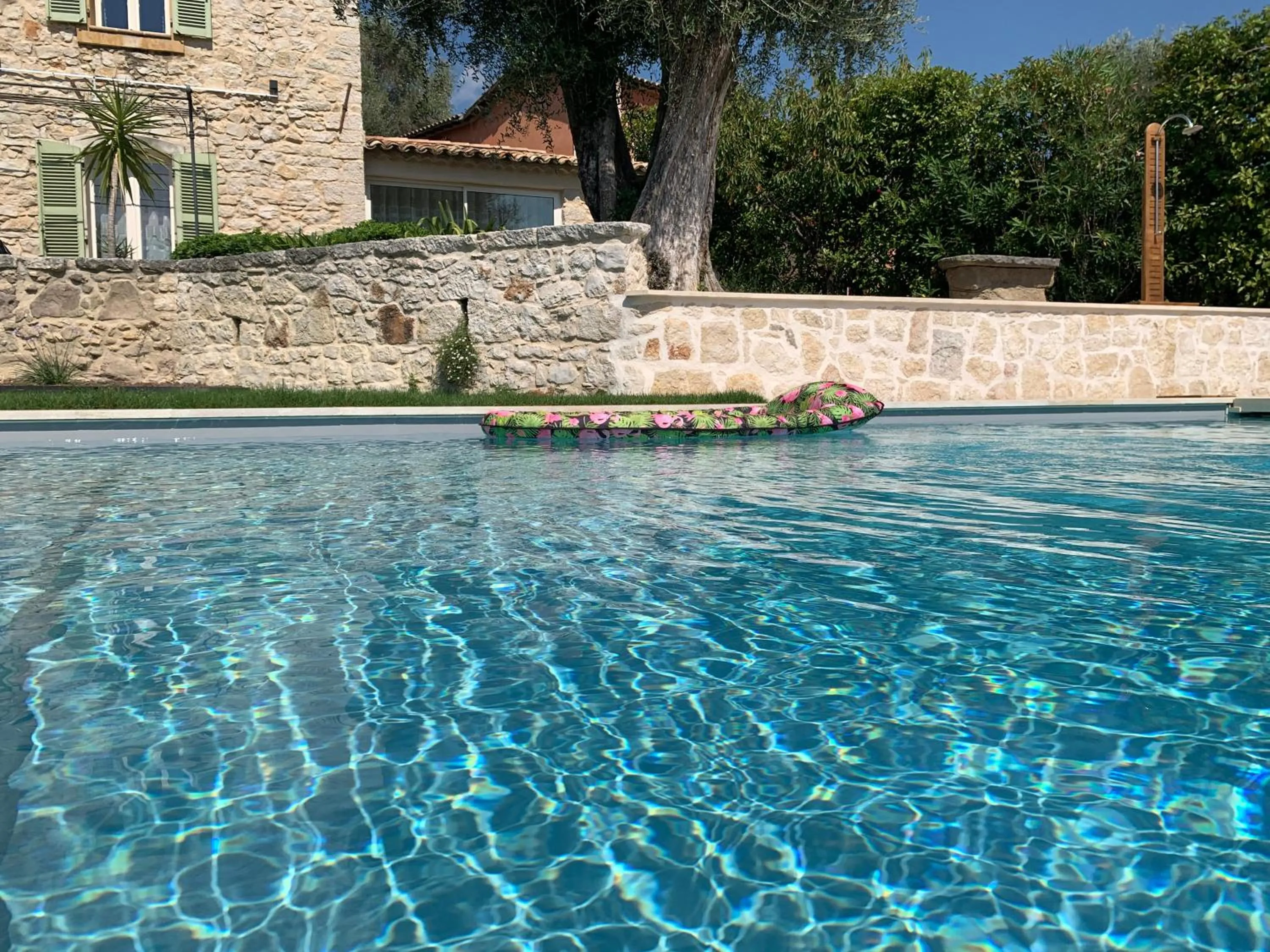 Swimming pool in le mas des roses 1884