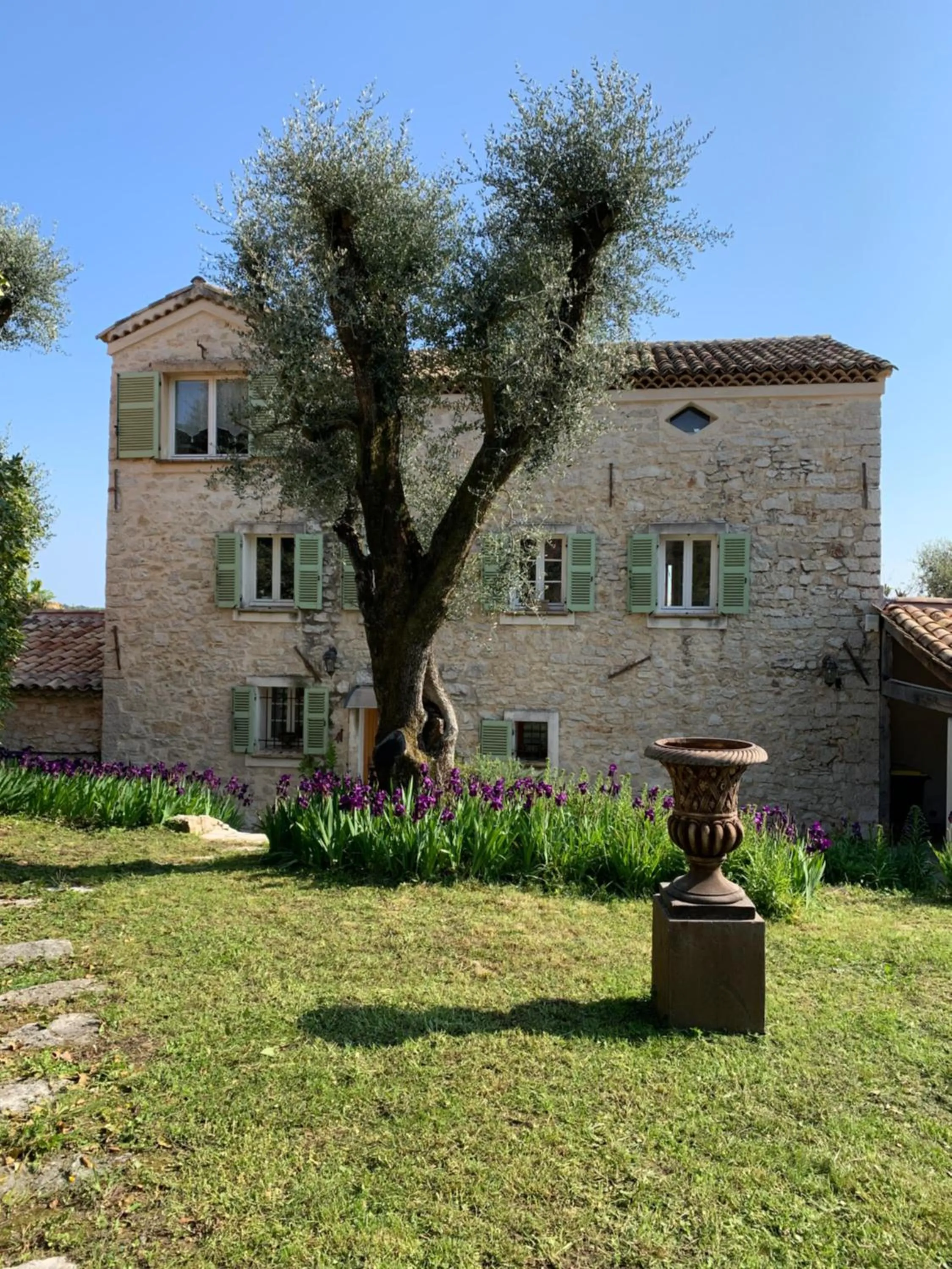 le mas des roses 1884