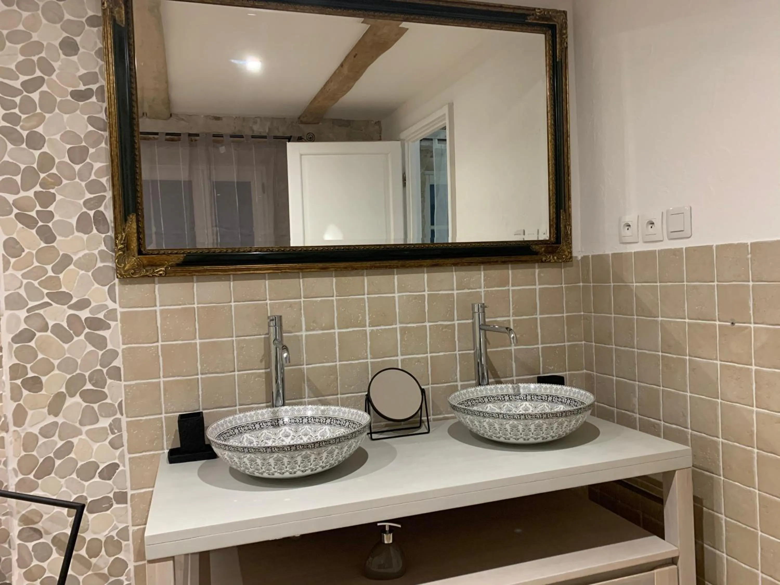 le mas des roses 1884