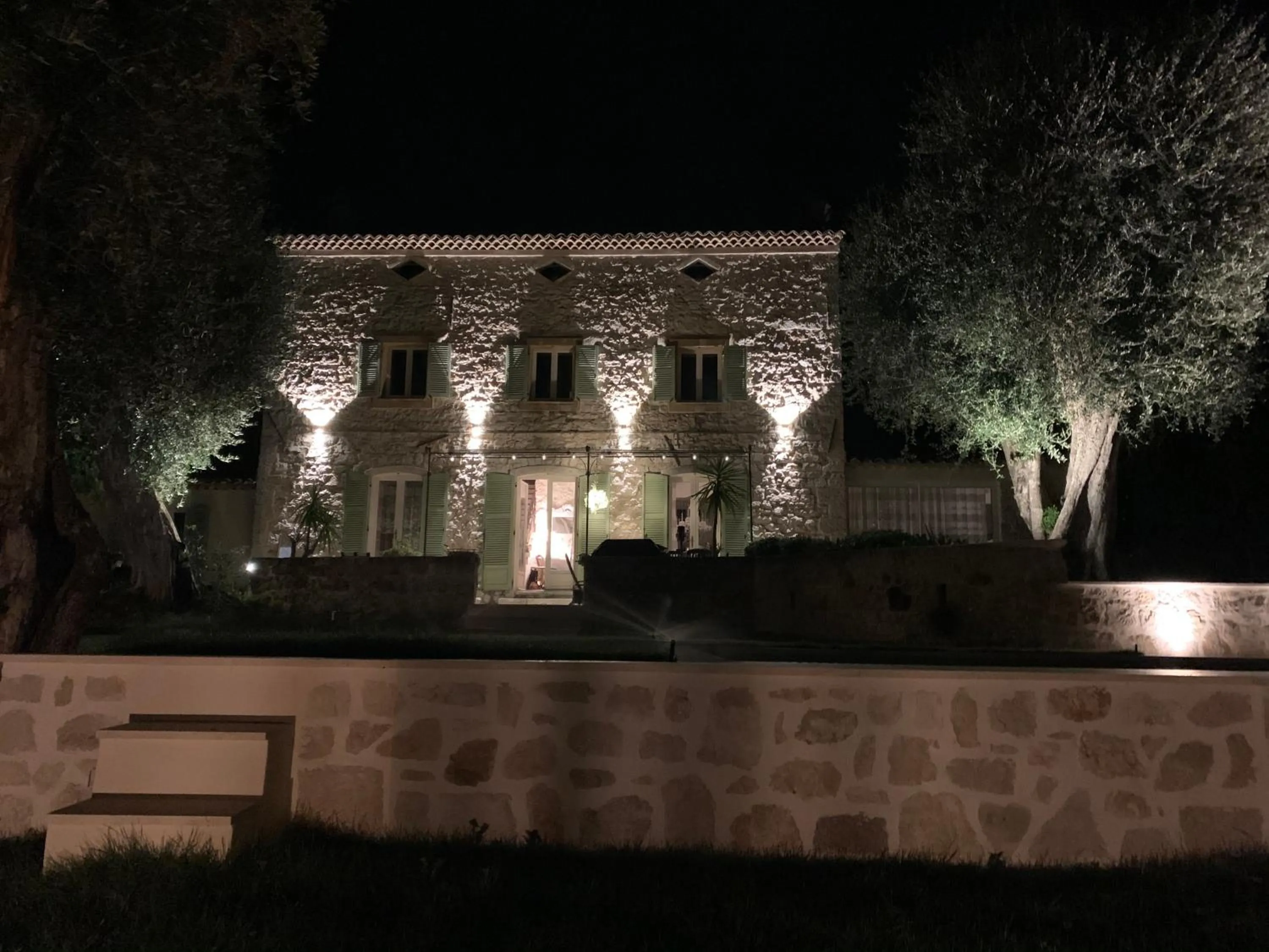 le mas des roses 1884