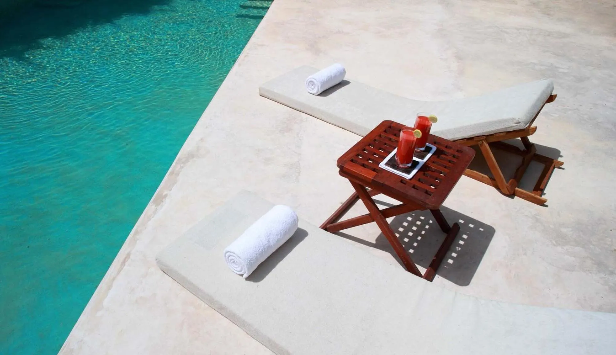 Swimming pool in The Red Pepper House