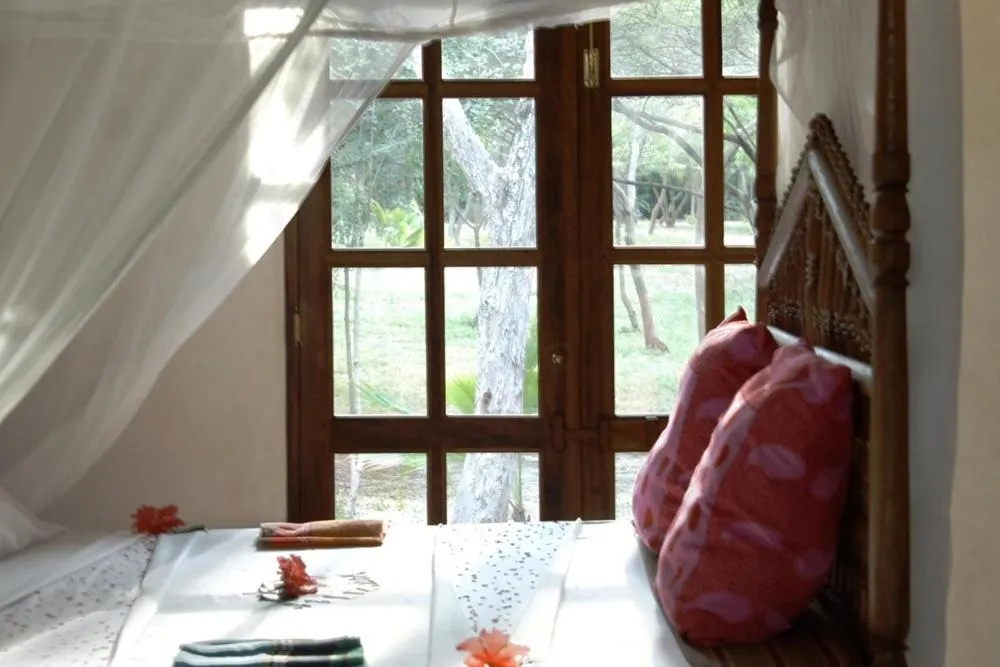 Decorative detail, Bed in The Red Pepper House