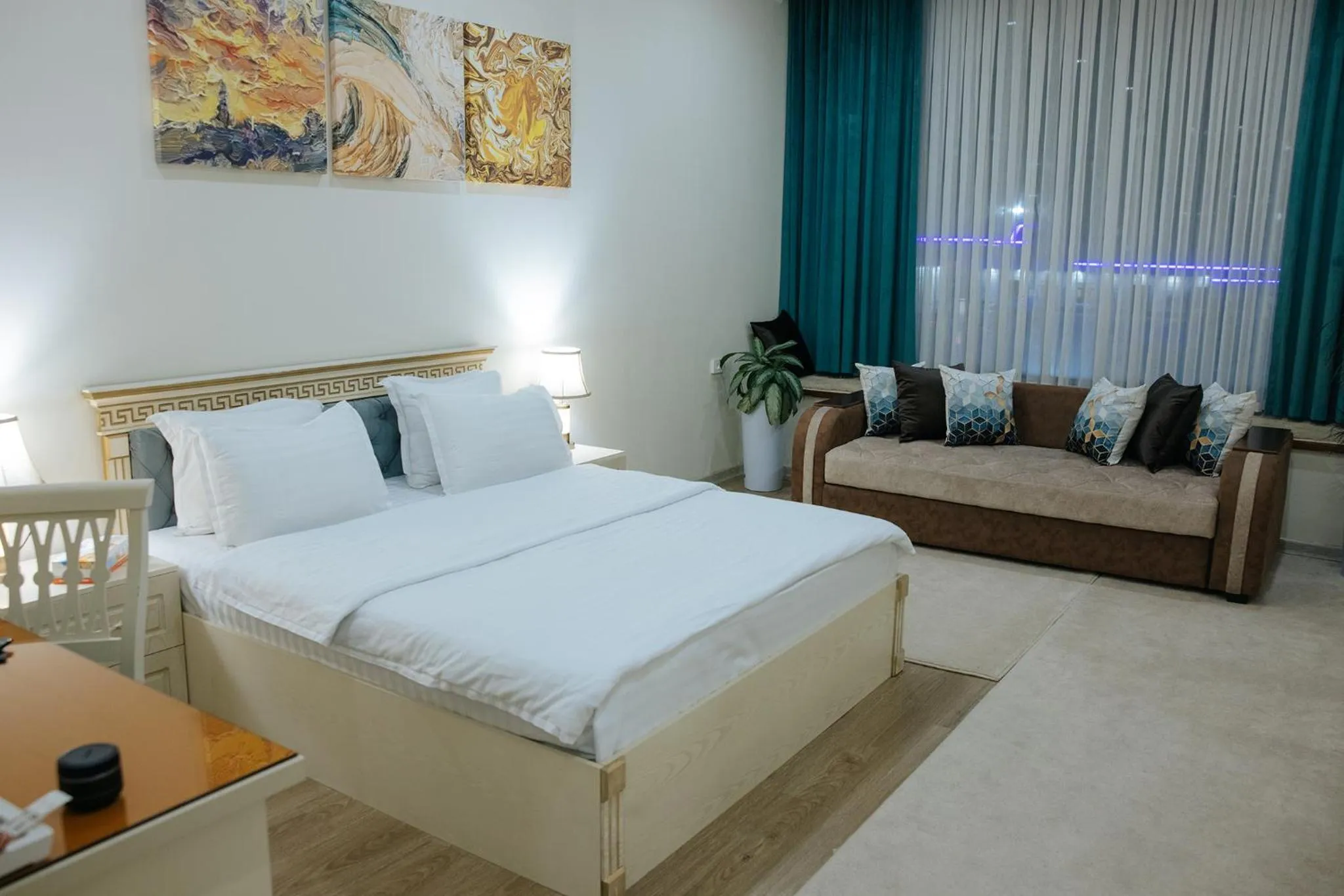 Bed in Like INN Hotel