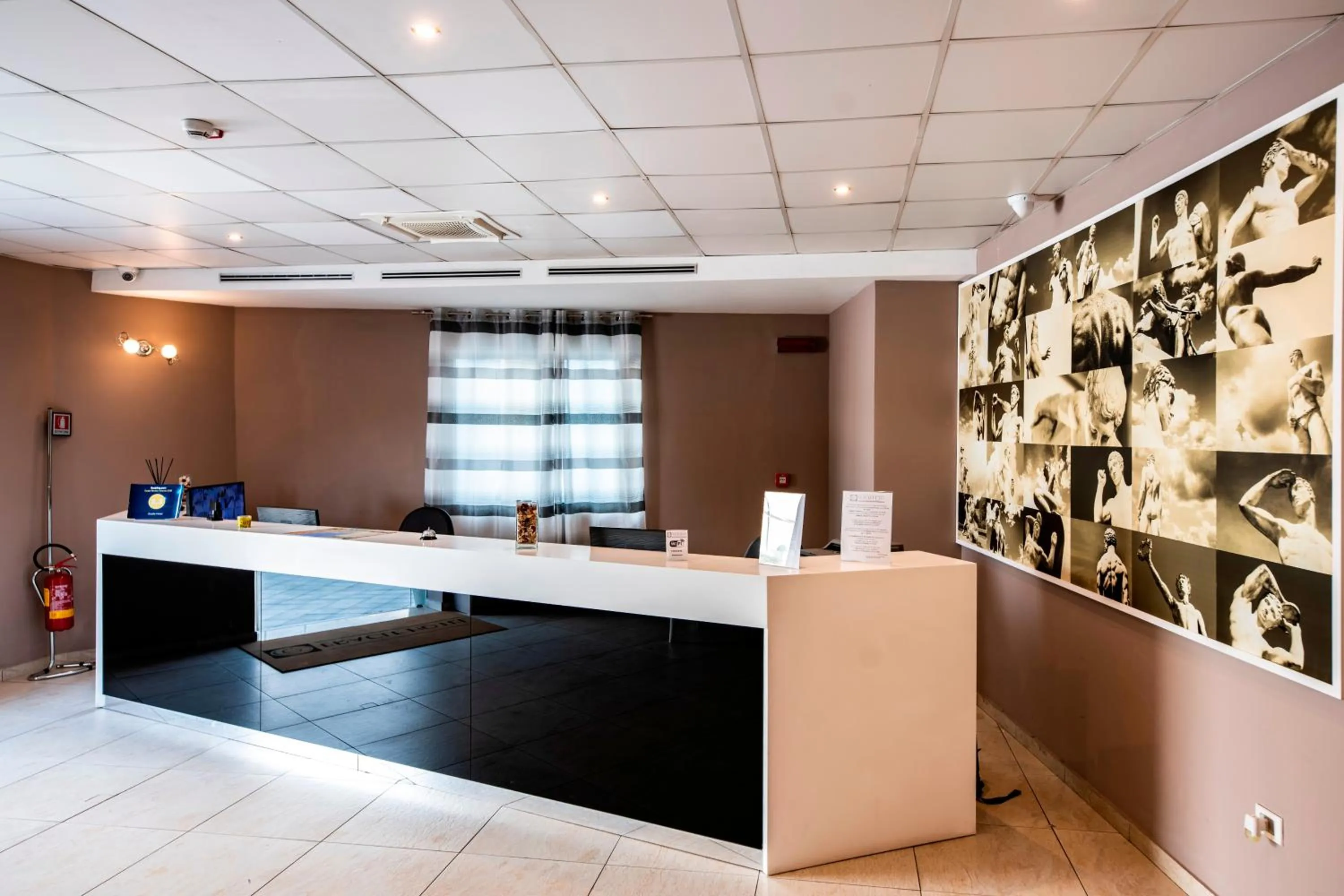 Lobby or reception in Eracle Hotel