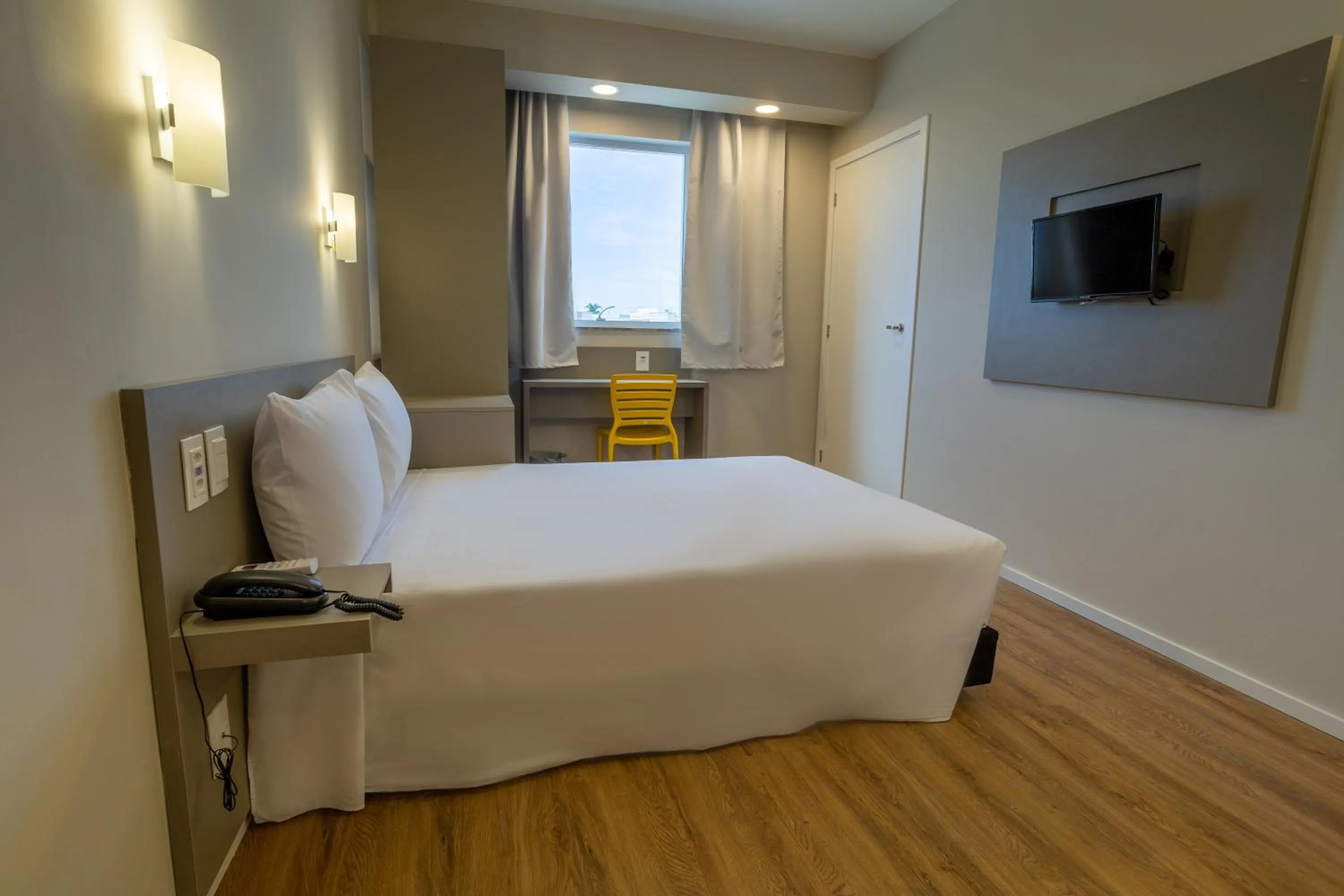 TV and multimedia, Bed in Transamerica FIT Primavera do Leste