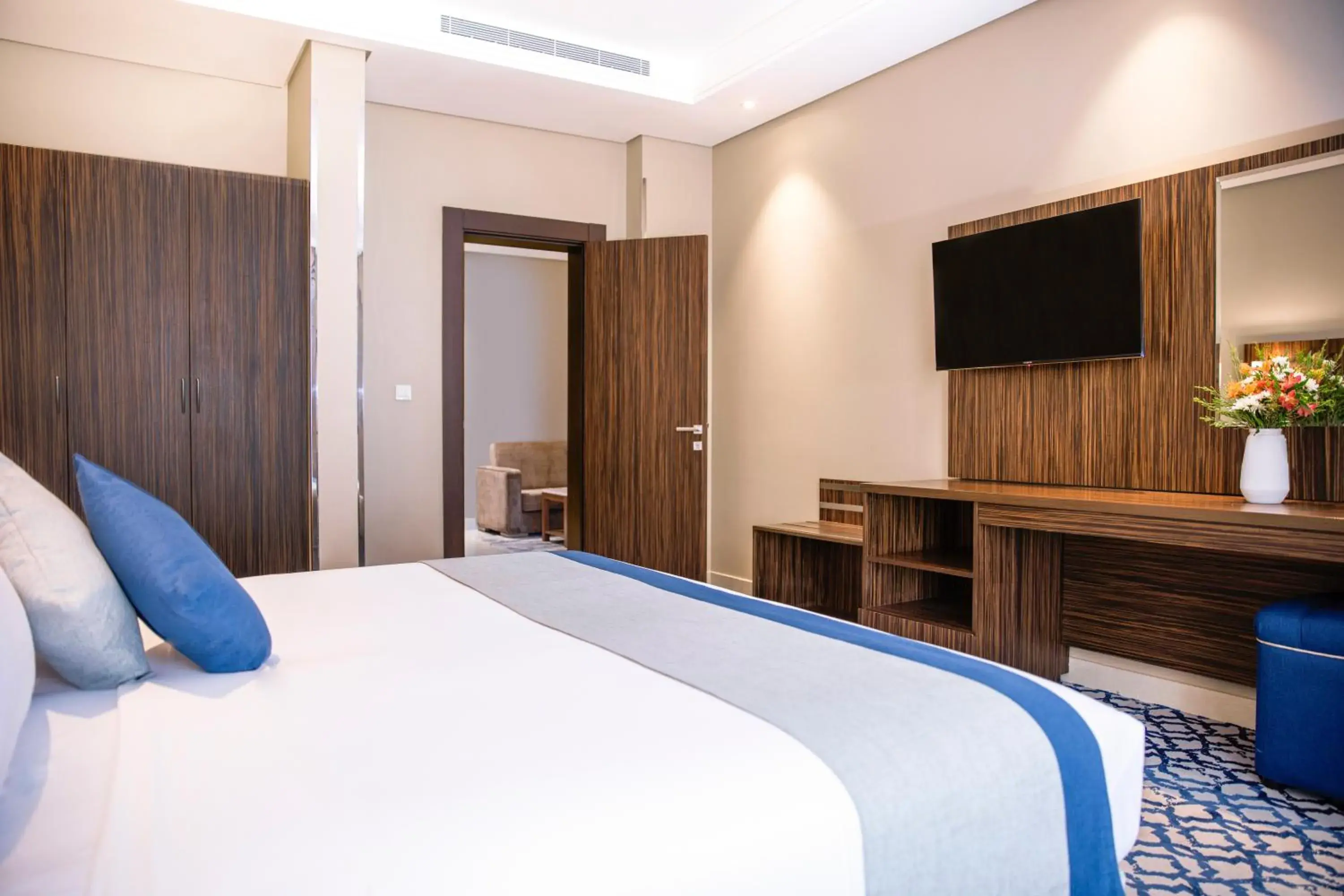 Junior Suite in Swiss Blue Hotel - Hera Junior Suite in Swiss Blue Hotel - Hera