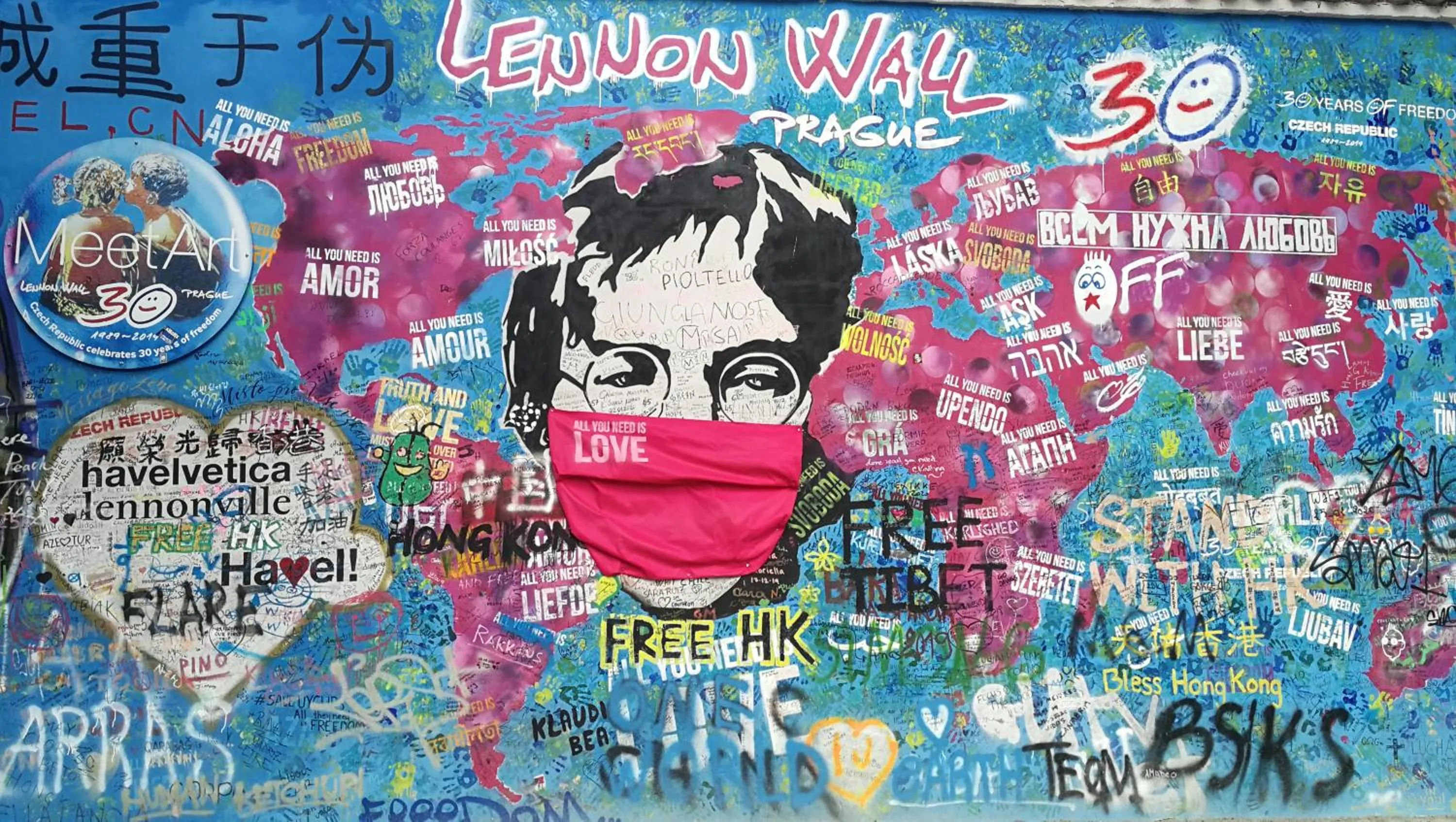 Off site in Hotel Tulipan Pruhonice