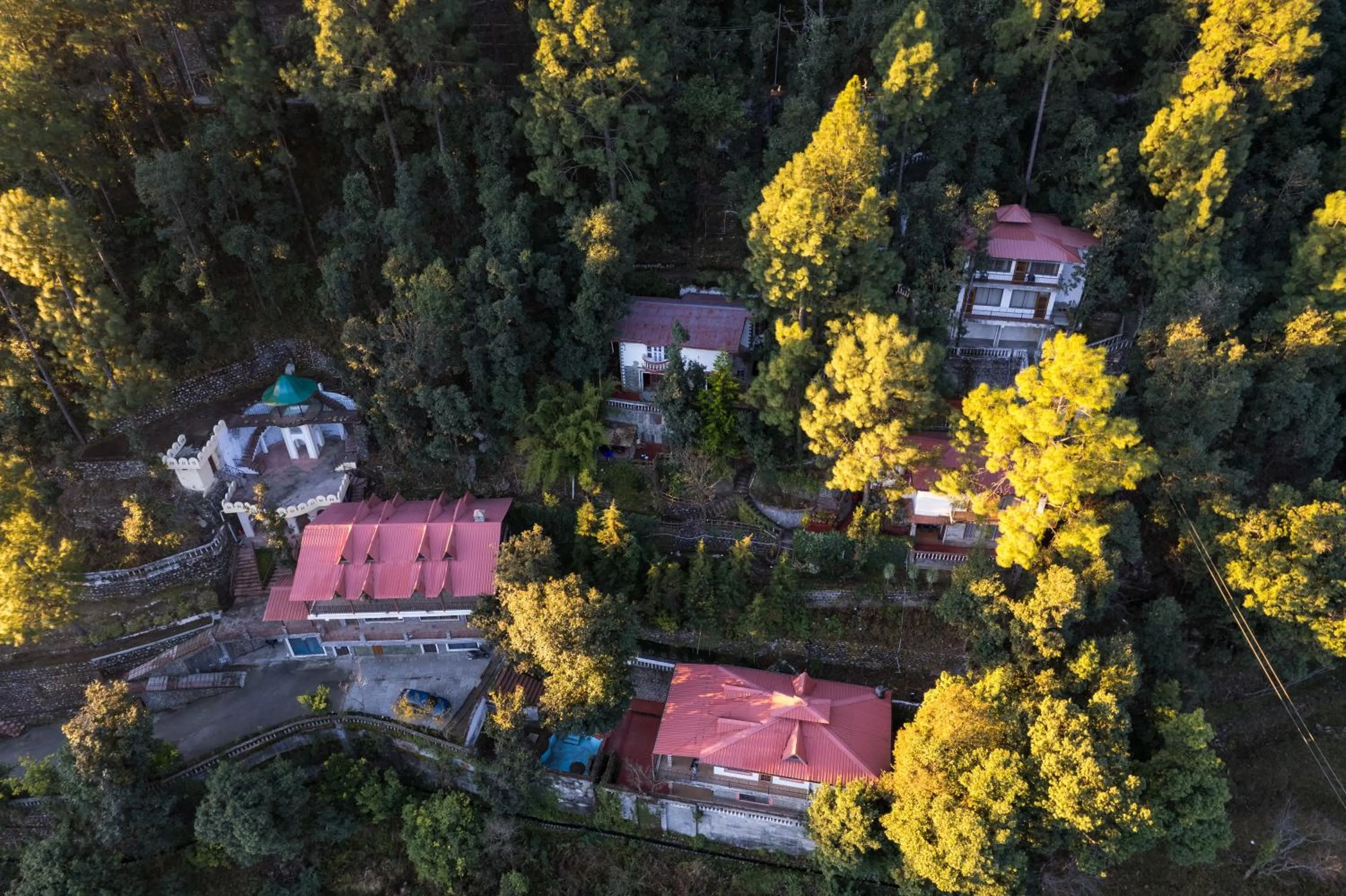 Property building in The Canadian Woods Resort