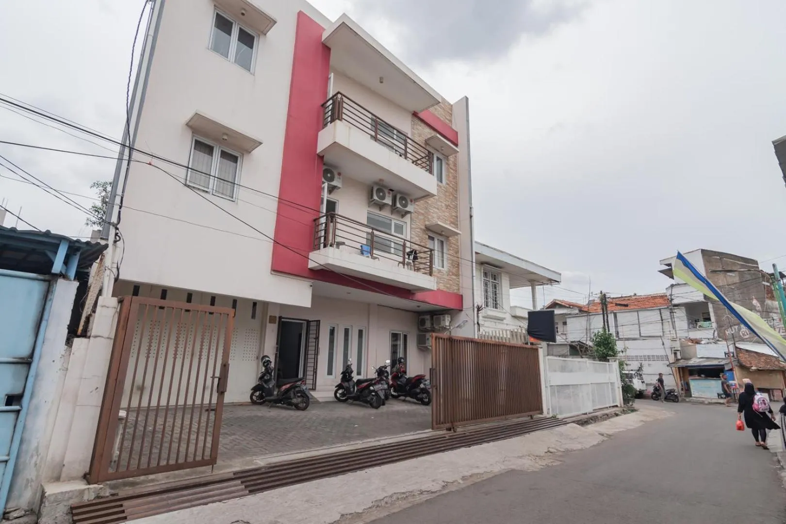 Property building in KoolKost near Alun Alun Kota Bandung 2 - Male Only