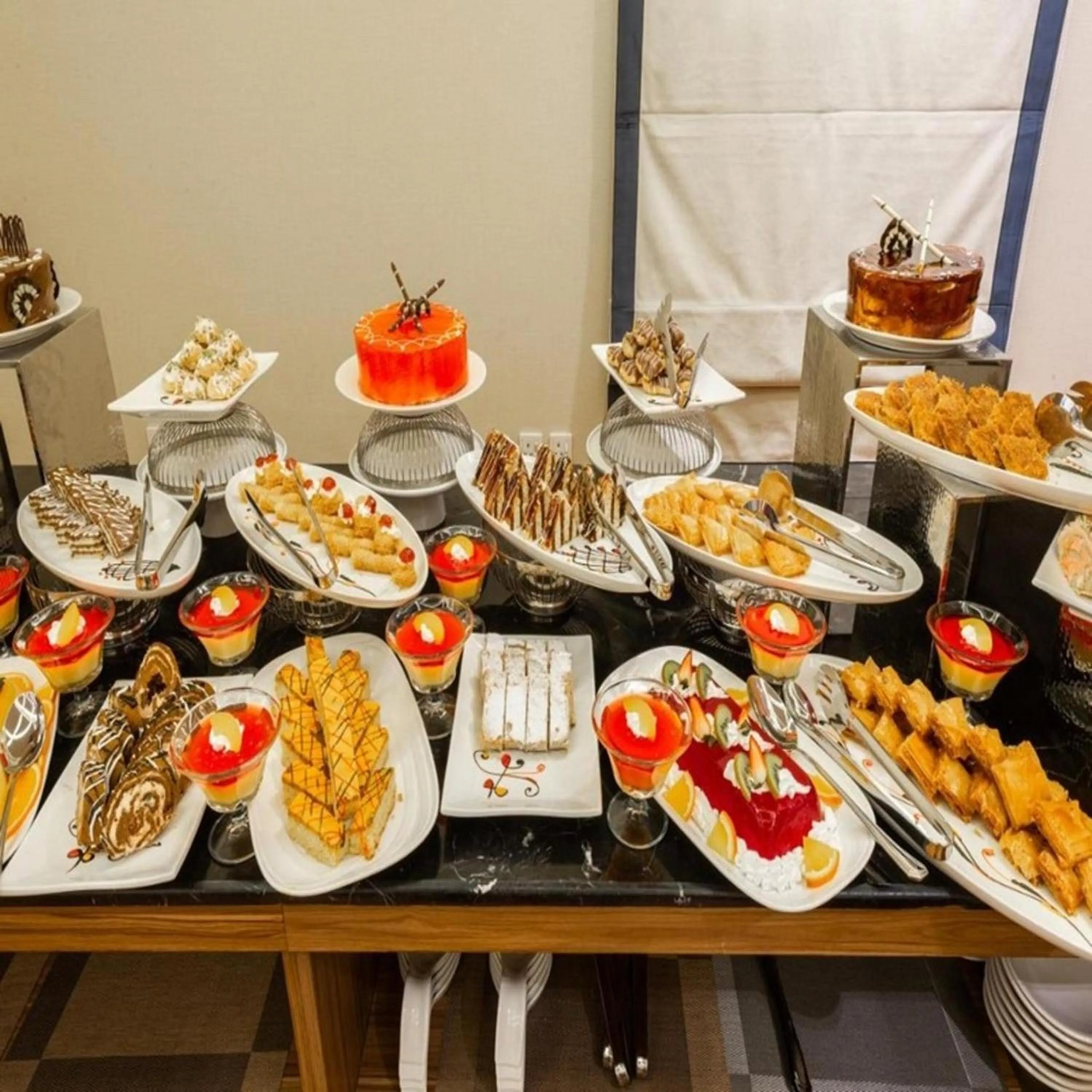 Food in Sunday Luxury Central formerly Anan hotel