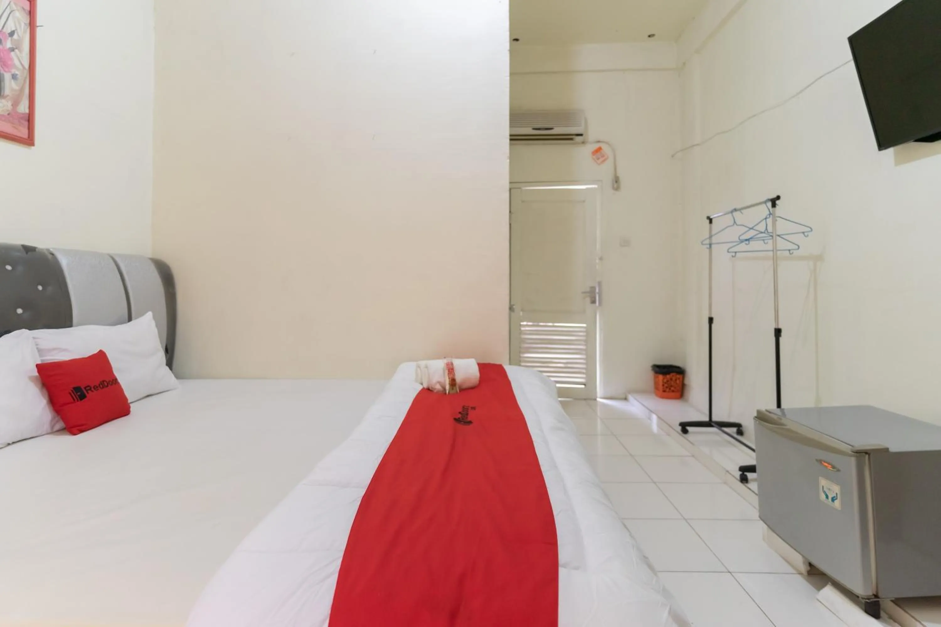 Bed in RedDoorz Syariah @ Jalan Jendral Sudirman Jambi
