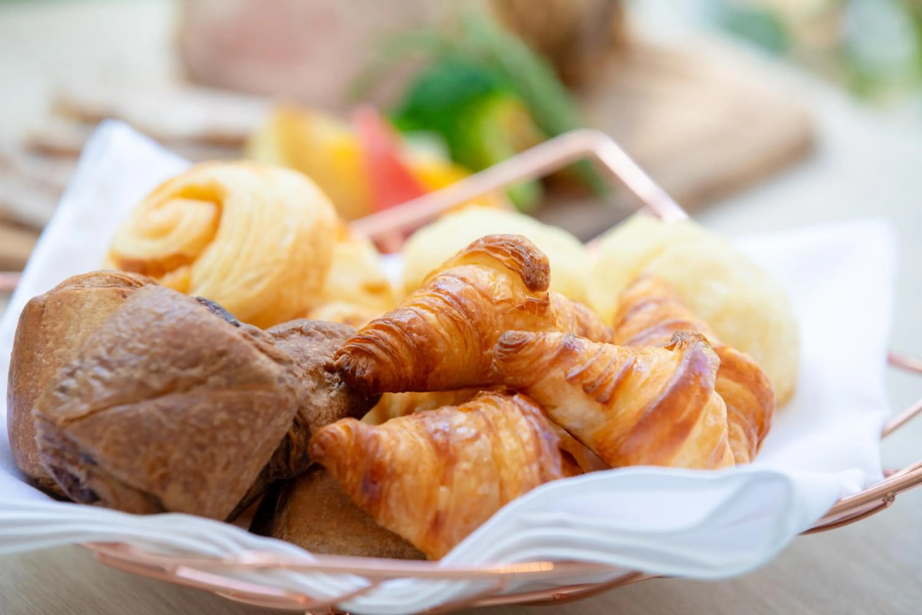 Restaurant/places to eat in Rembrandt Style Naha