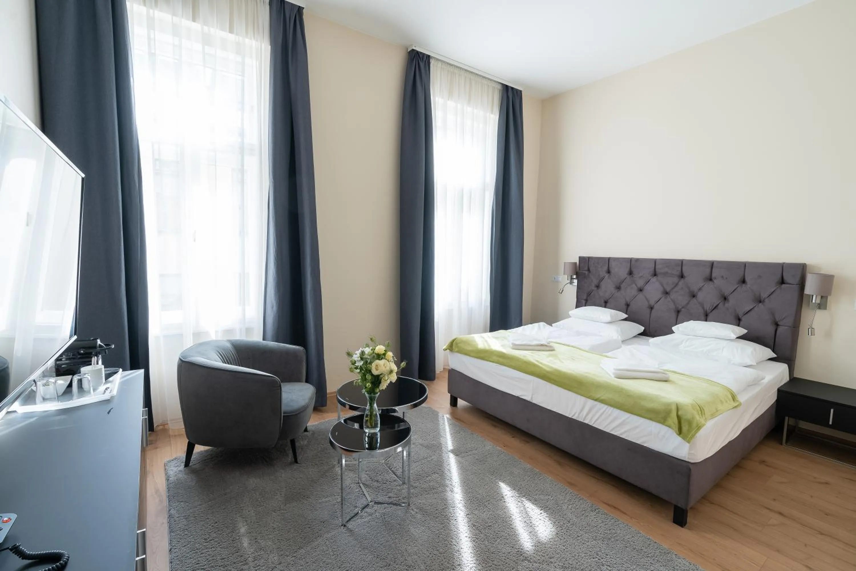 Photo of the whole room, Bed in D50 Hotel