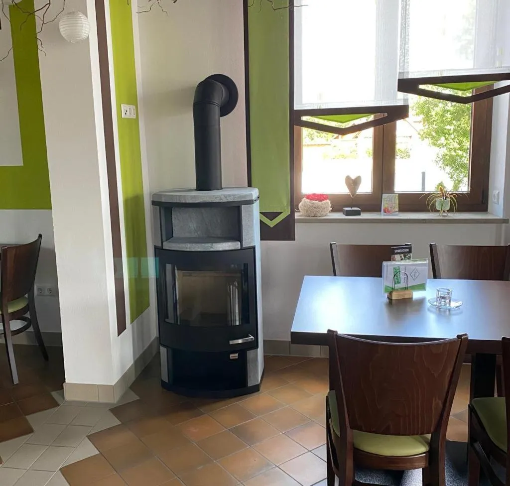 Restaurant/places to eat in Das Arni´s