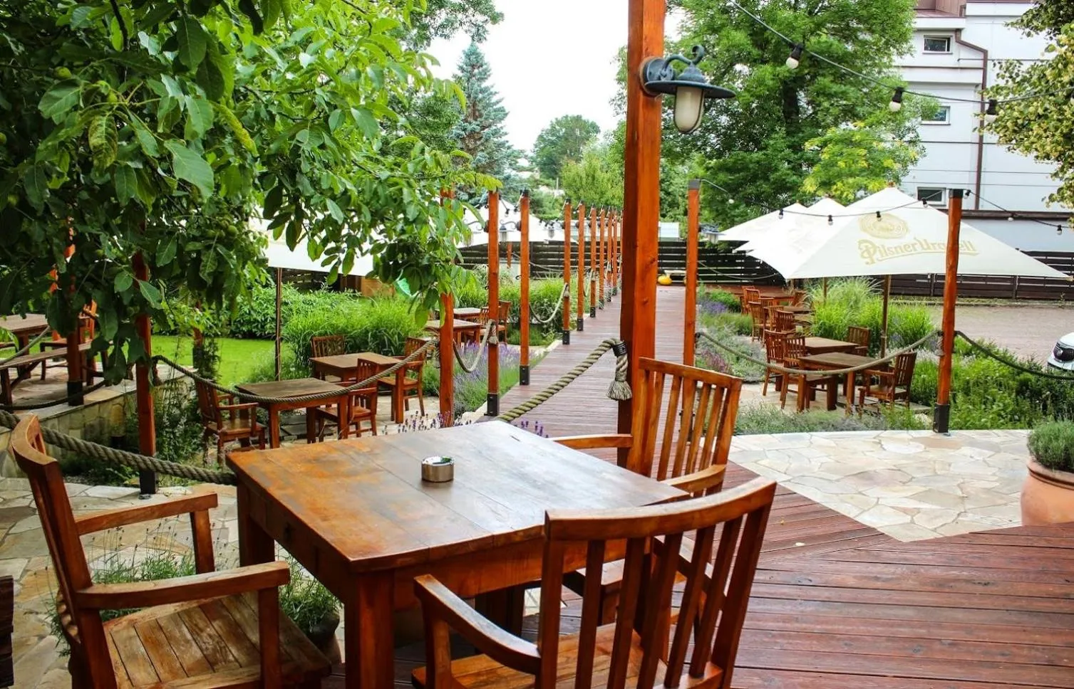 Restaurant/places to eat in Villa St. Tropez