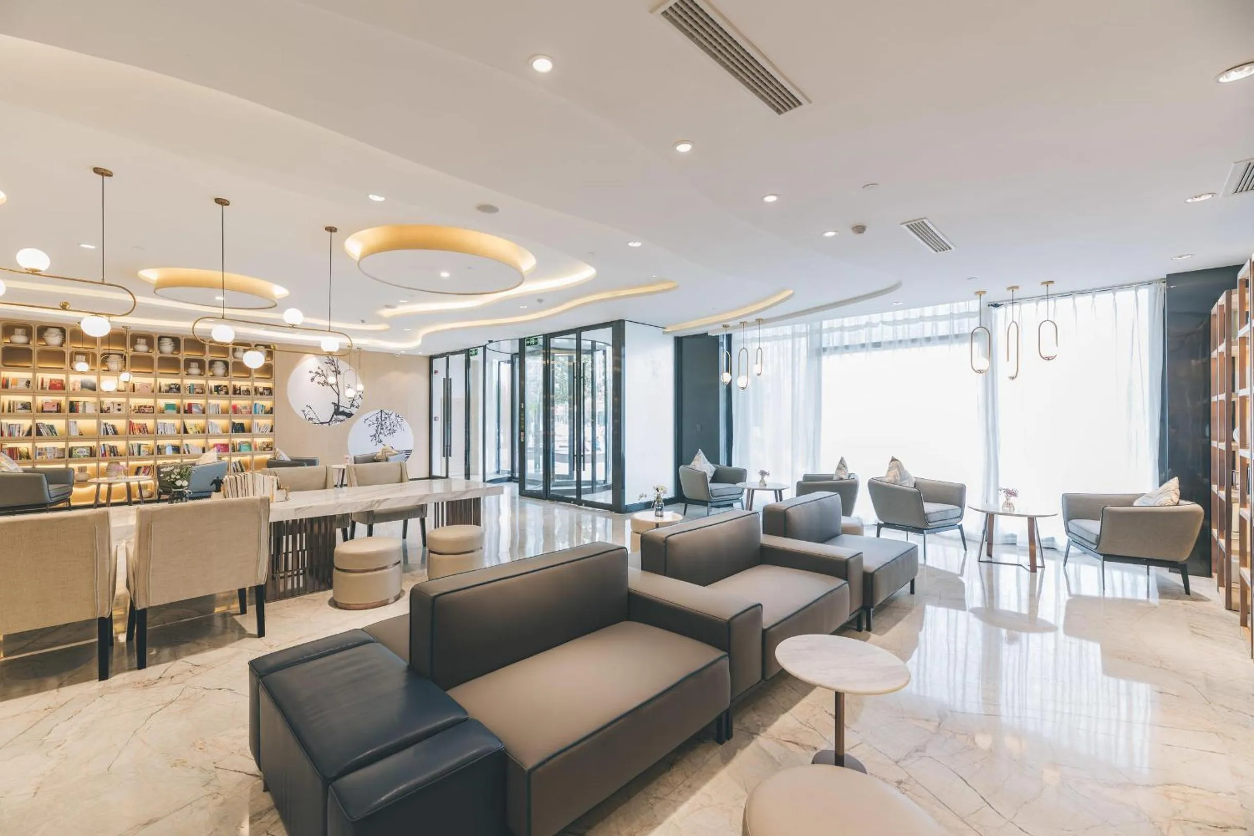 Atour Hotel Kunshan Yongda Business Plaza