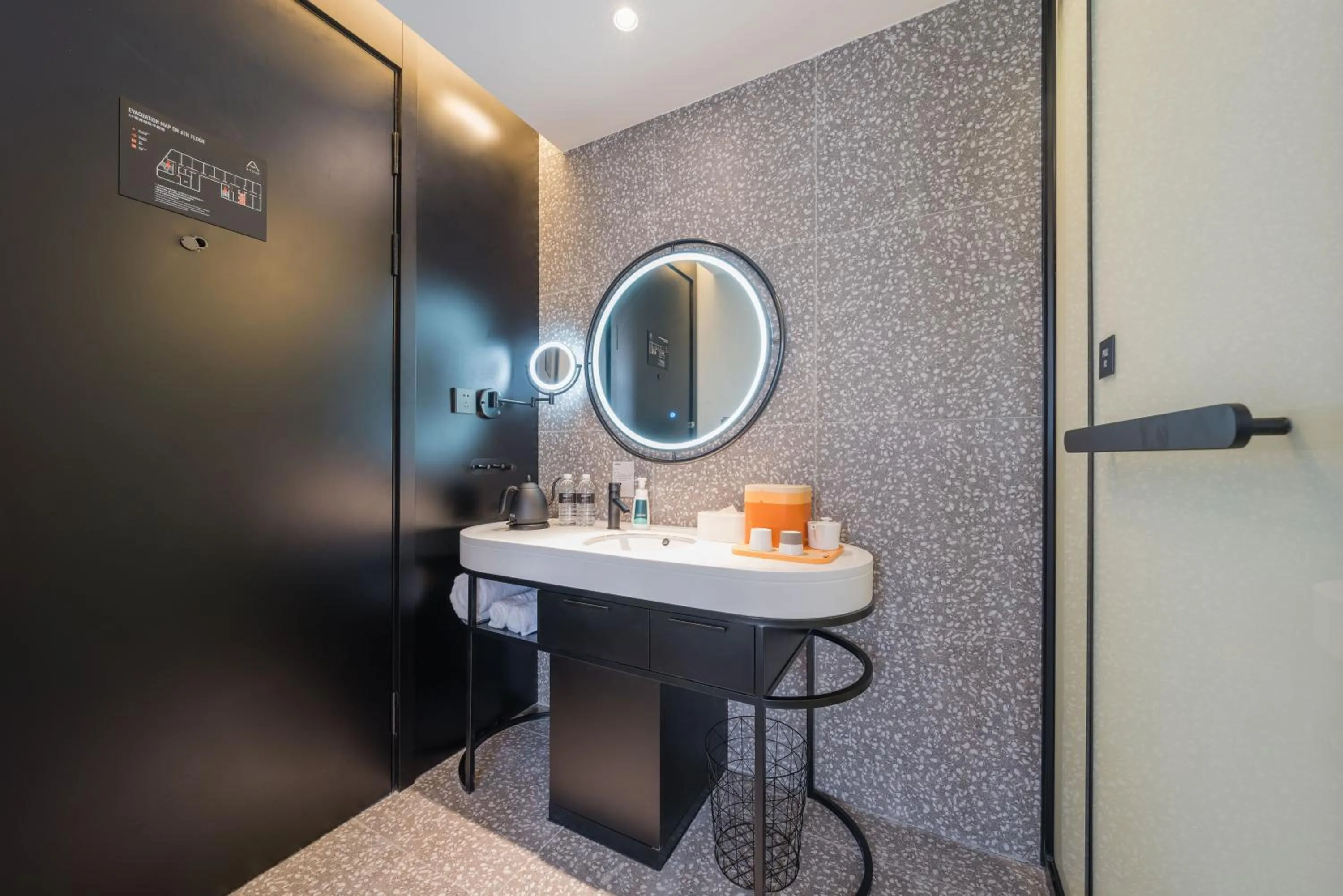 Bathroom in Atour X Shanghai Jing'an Temple