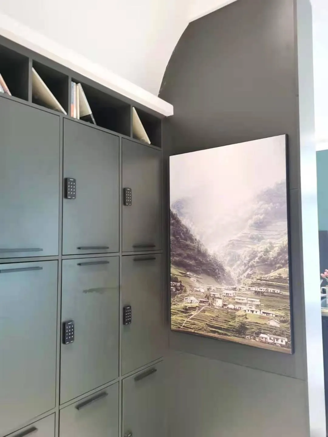 wardrobe in Atour X Shanghai Jing'an Temple