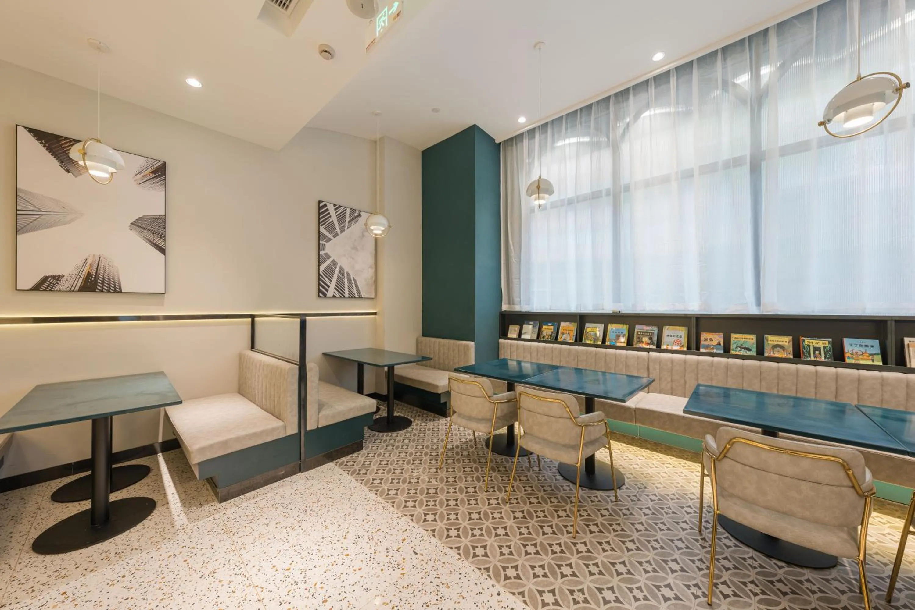 Seating area in Atour X Shanghai Jing'an Temple