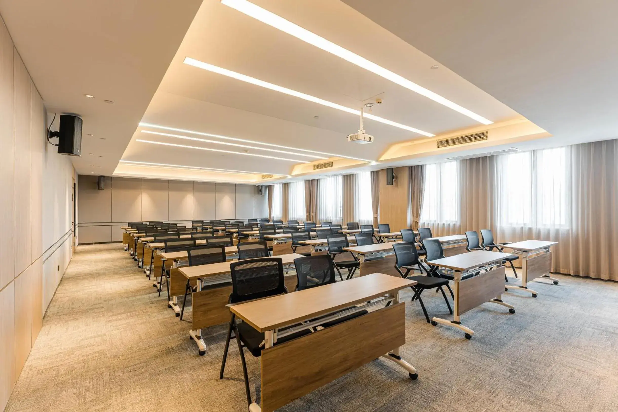 Atour Hotel Jiaxing Haiyan Haifeng Road Atour Hotel Jiaxing Haiyan Haifeng Road