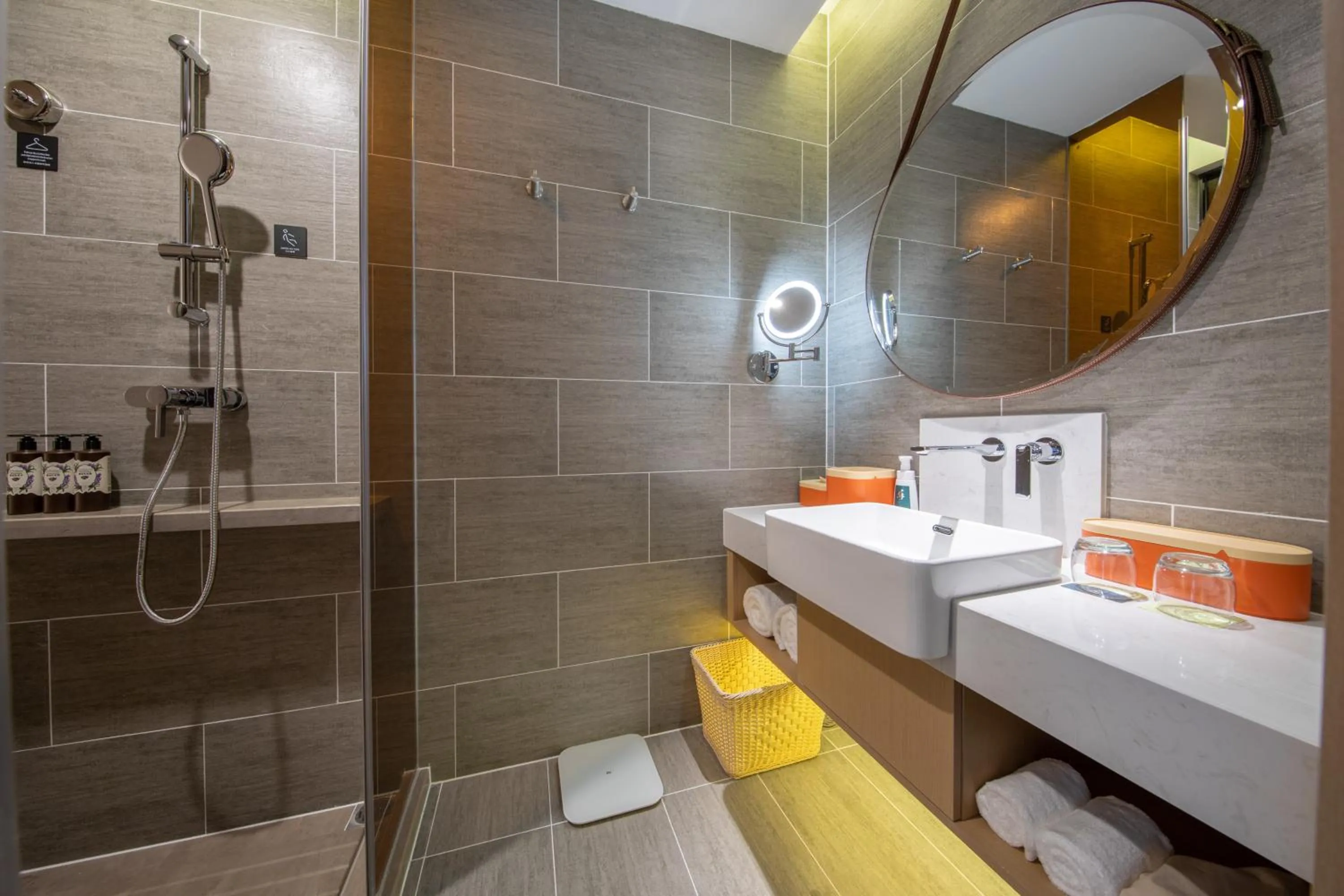 Atour Hotel Wuhan Jinyin Lake