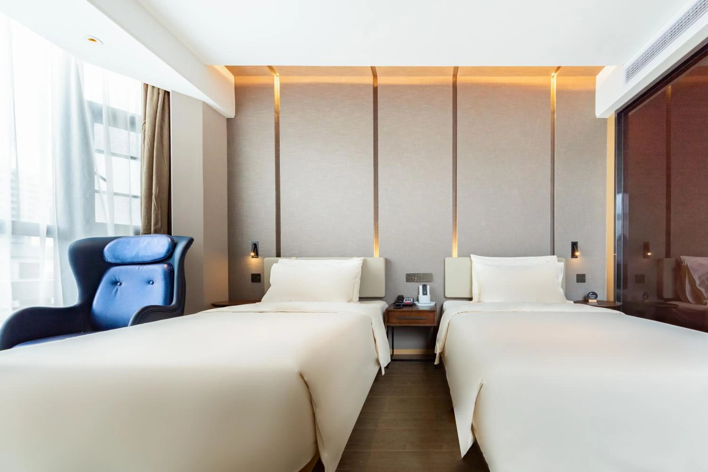 Bed in Atour Hotel Shenzhen Huaqiang North