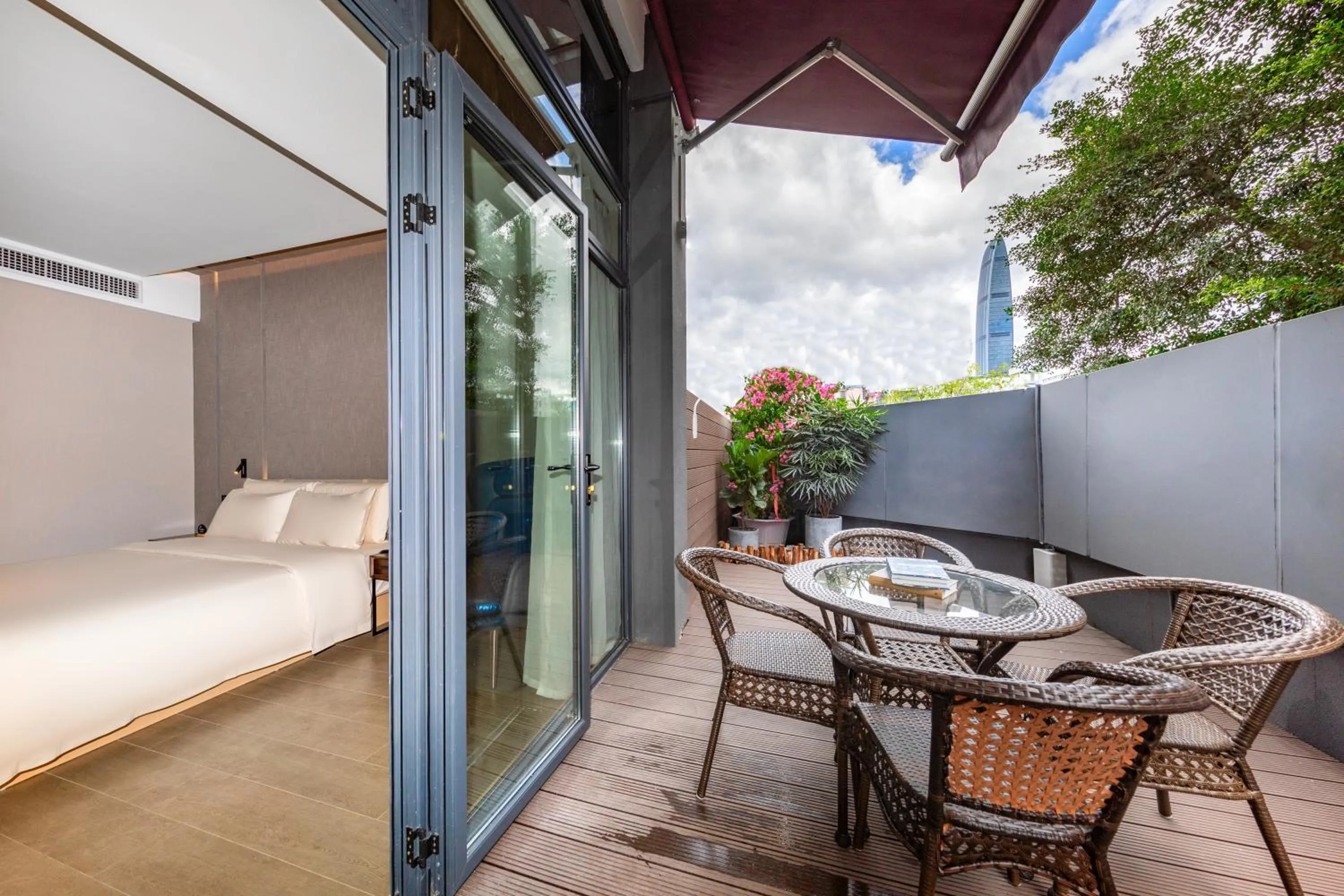 Bed in Atour Hotel Shenzhen Huaqiang North