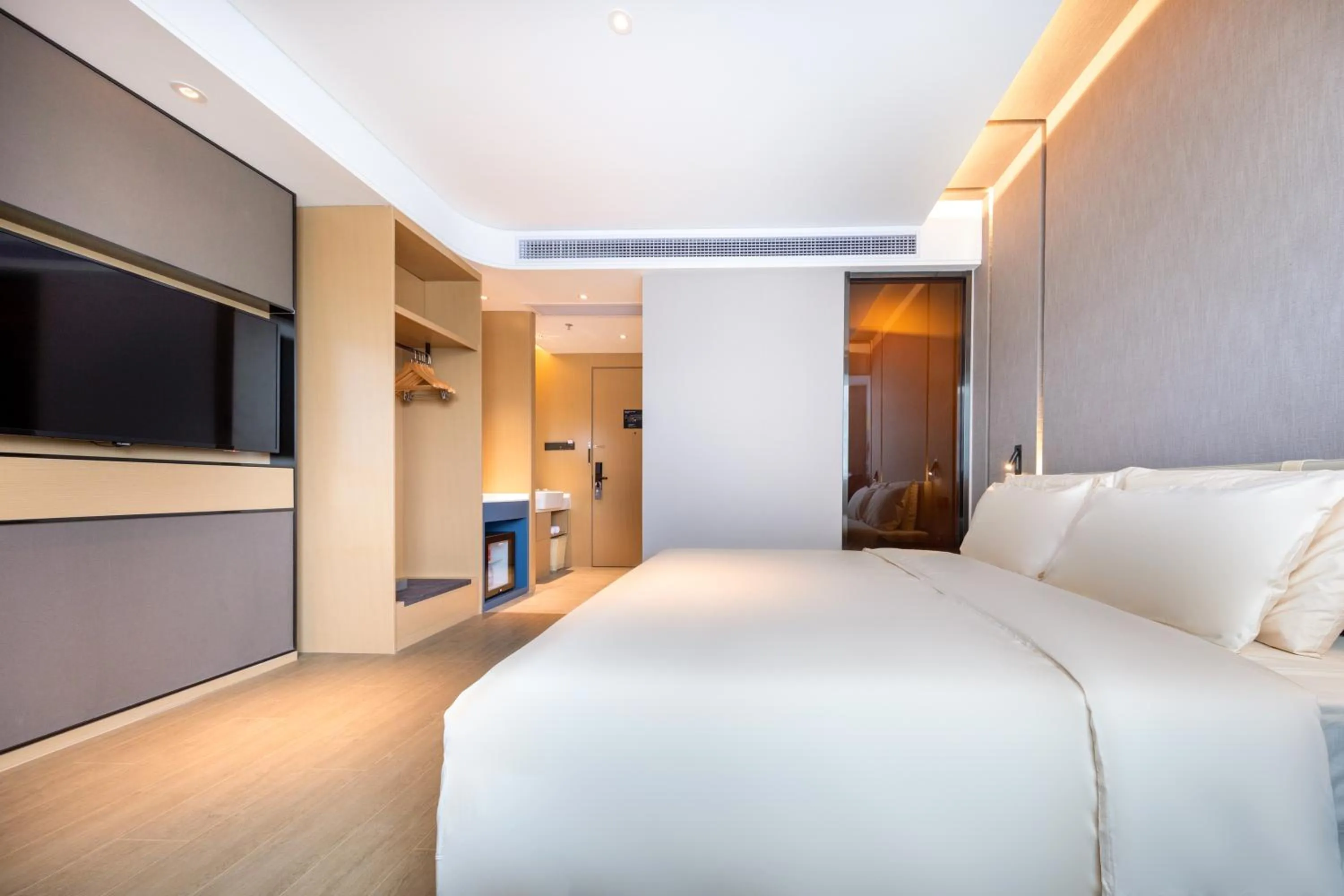 Bed in Atour Hotel Shenzhen Huaqiang North