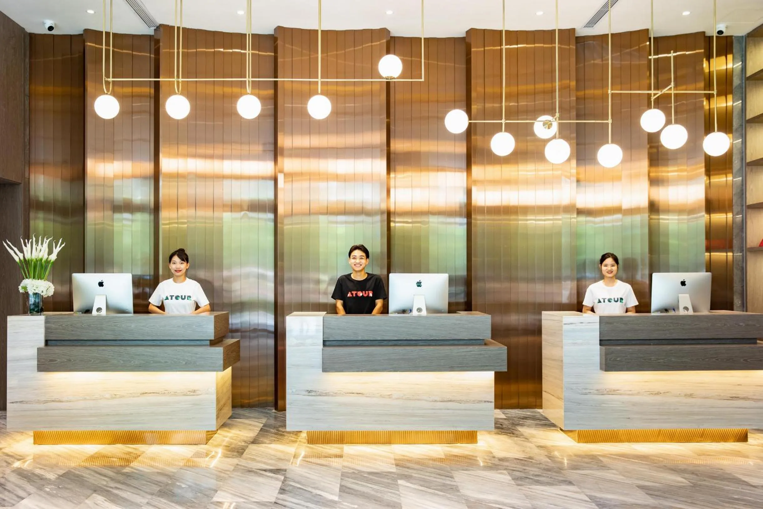 Lobby or reception in Atour S Shenzhen Nanshan