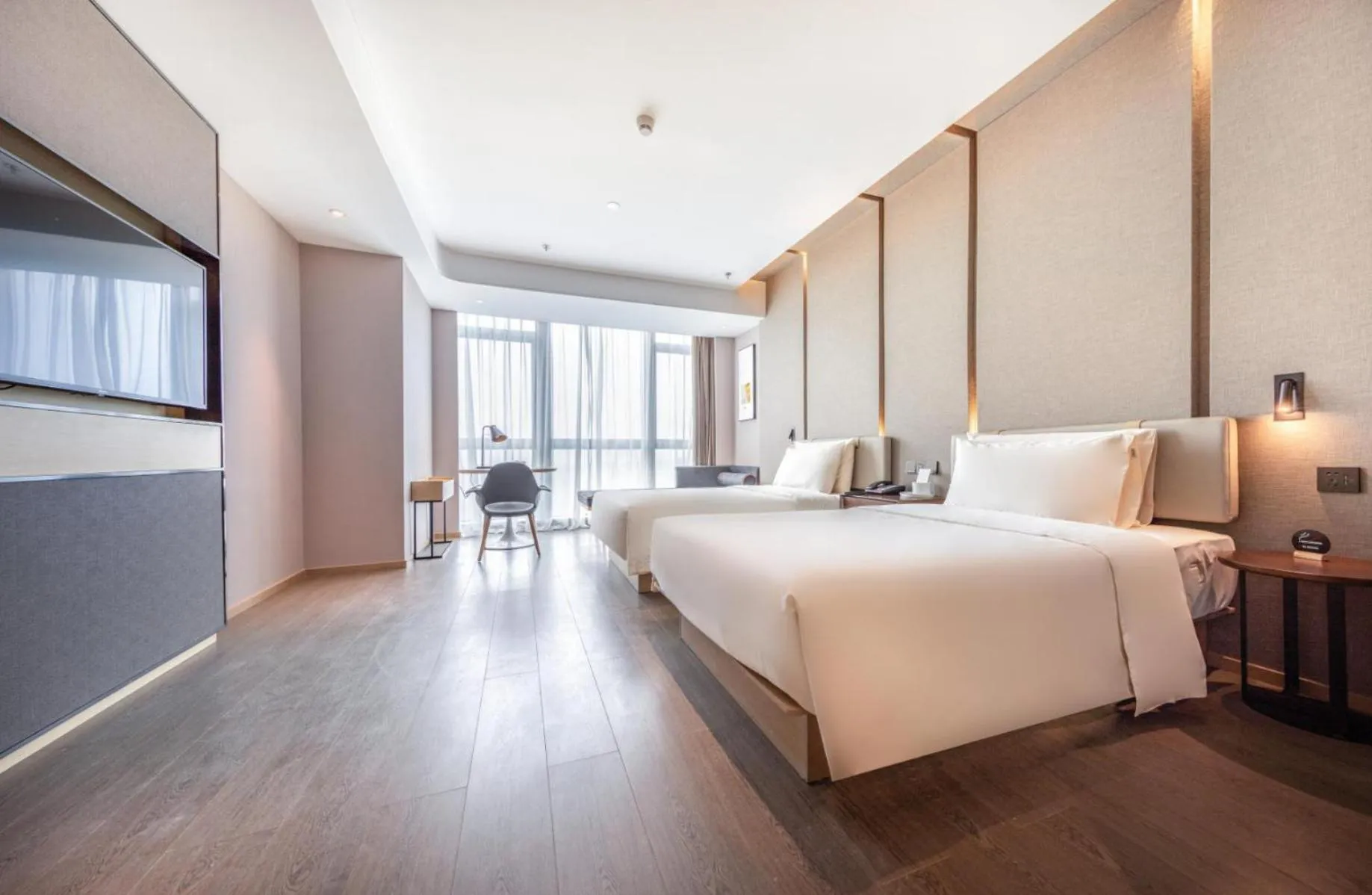 Bed in Atour S Shenzhen Nanshan